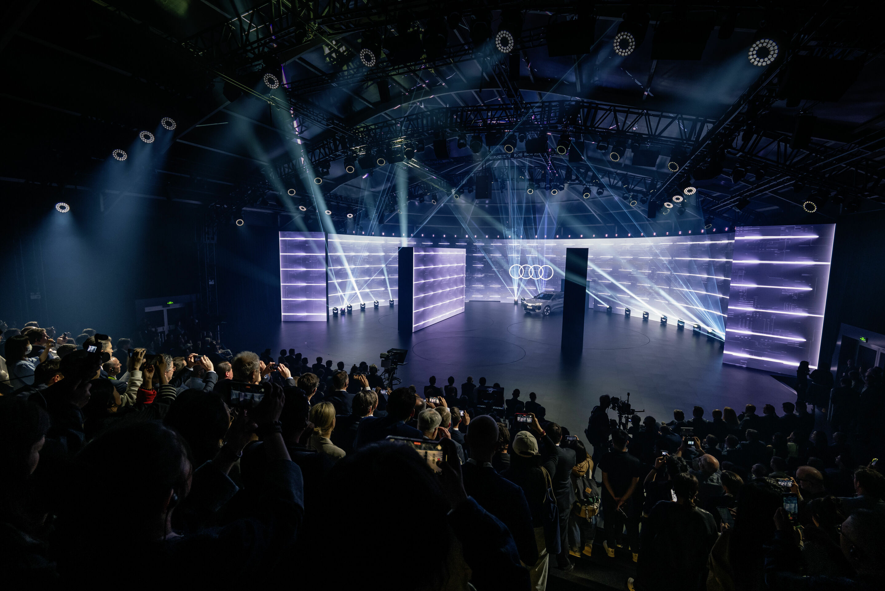 Audi Q6L e-tron - Der neue Audi Q6L e-tron (Exterieur-Modell) feiert am 24. April bei der Volkswagen Group Night Weltpremiere in Peking.