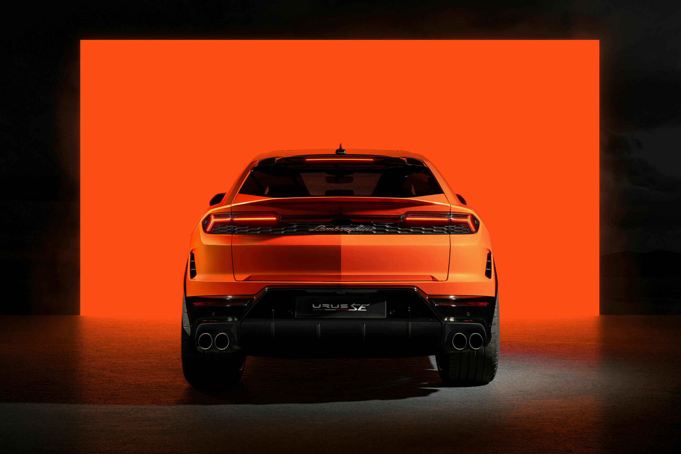 Der Lamborghini Urus SE feiert auf der Auto China 2024 in Peking Weltpremiere