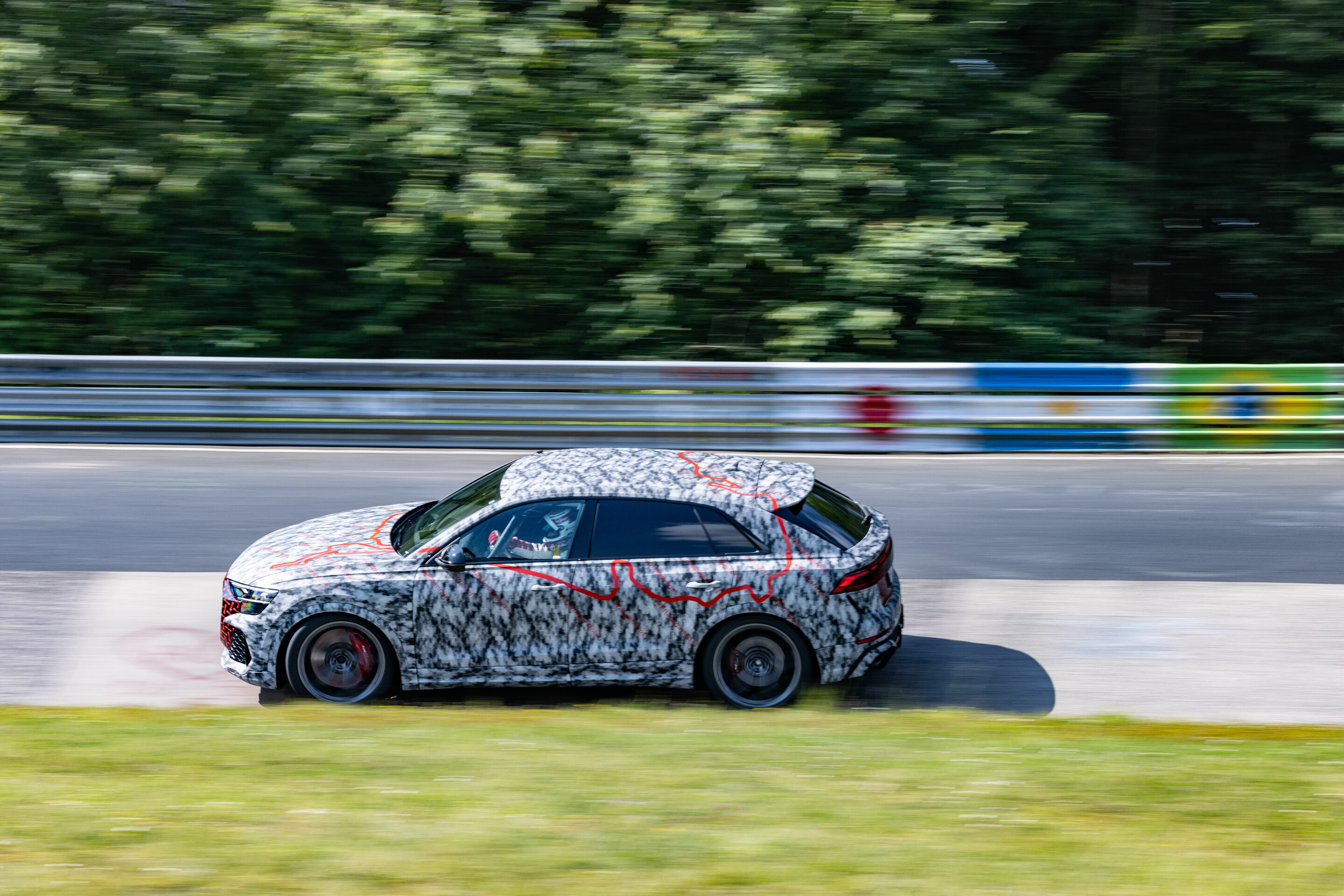 Audi RS Q8 performance - Fahraufnahme