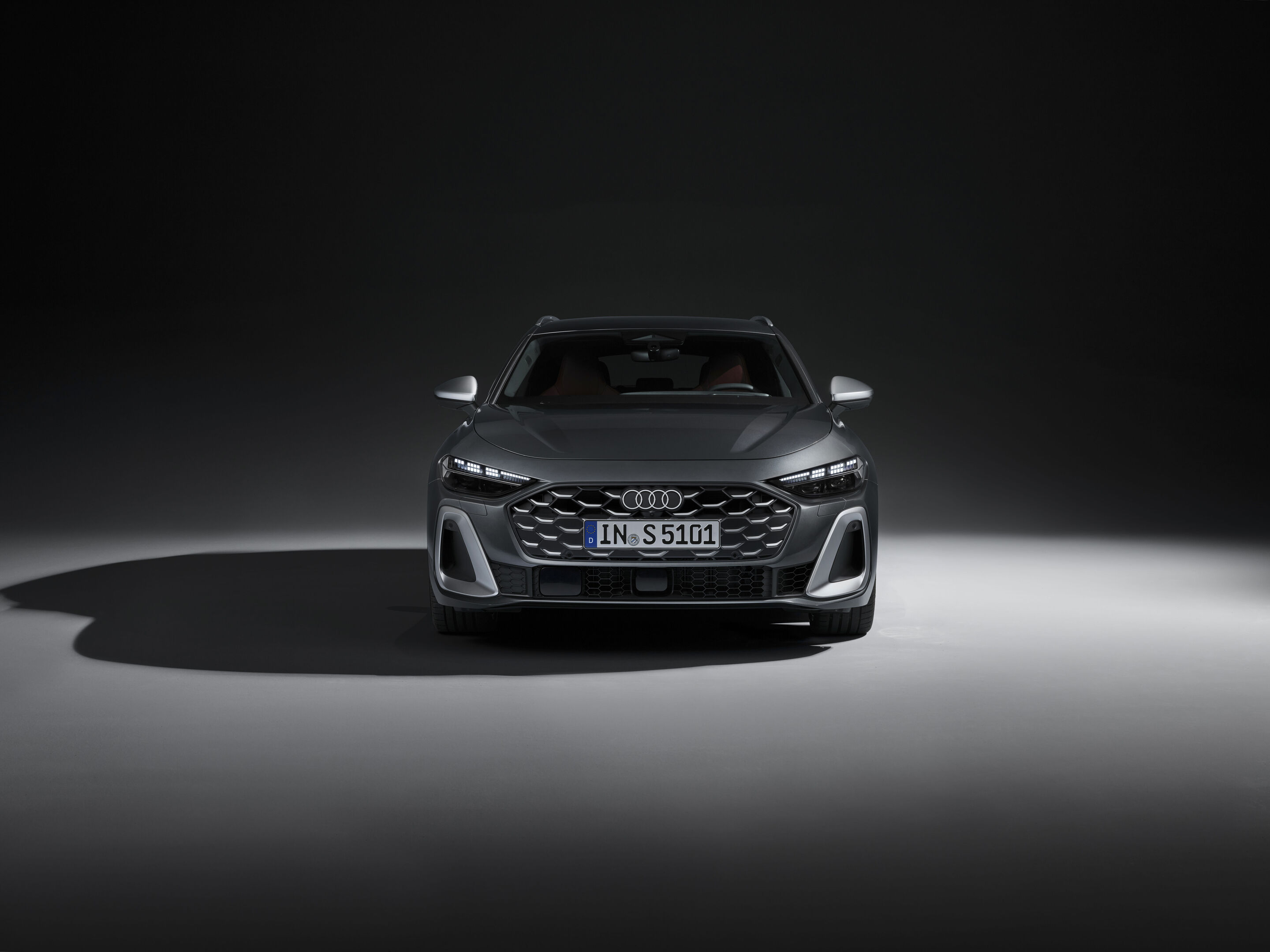 Audi S5 Avant - Standaufnahme,
Farbe: Daytonagrau Perleffekt