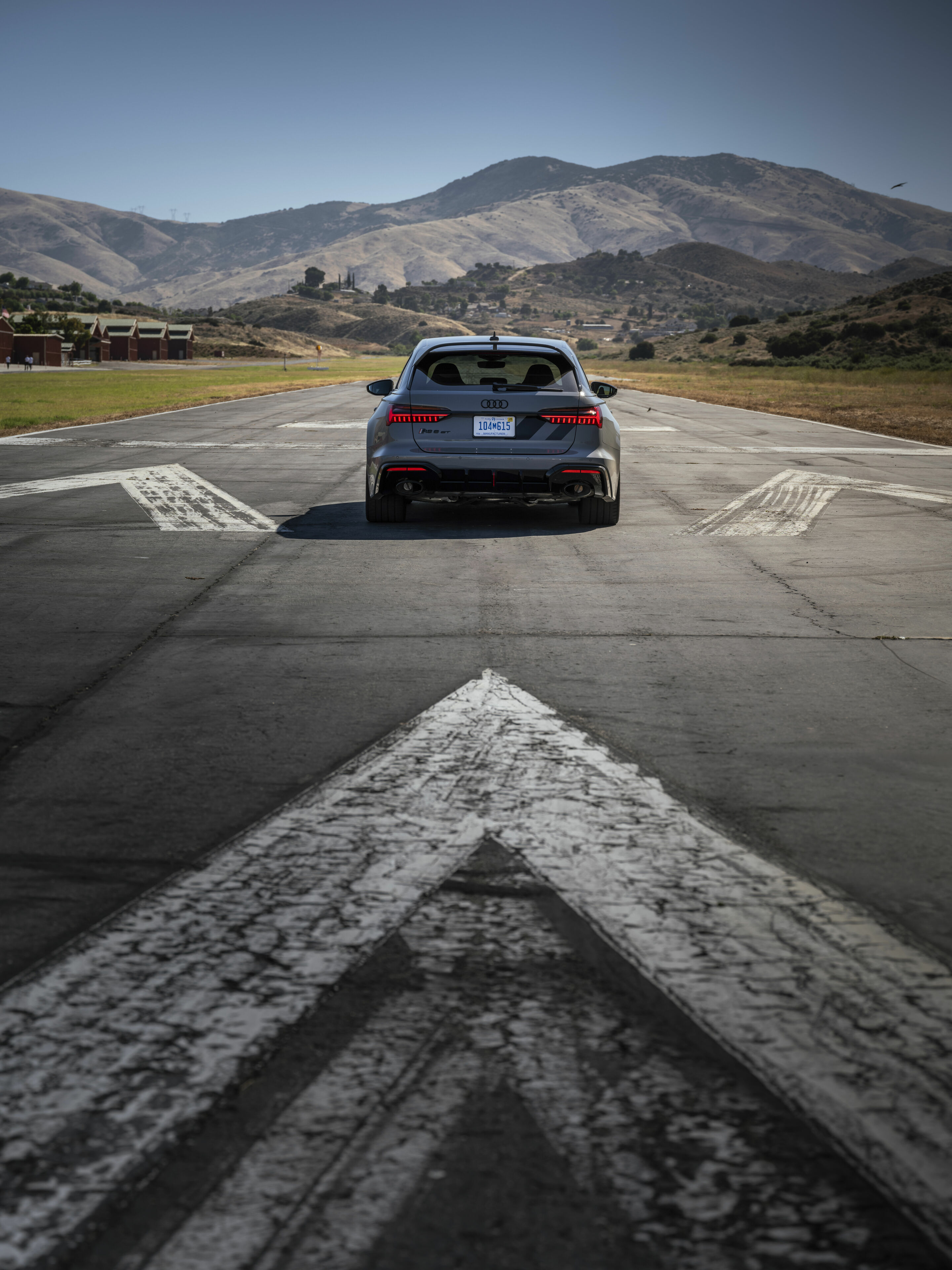 Audi RS 6 Avant GT in California - Static photo,
Colour: Nardo Grey