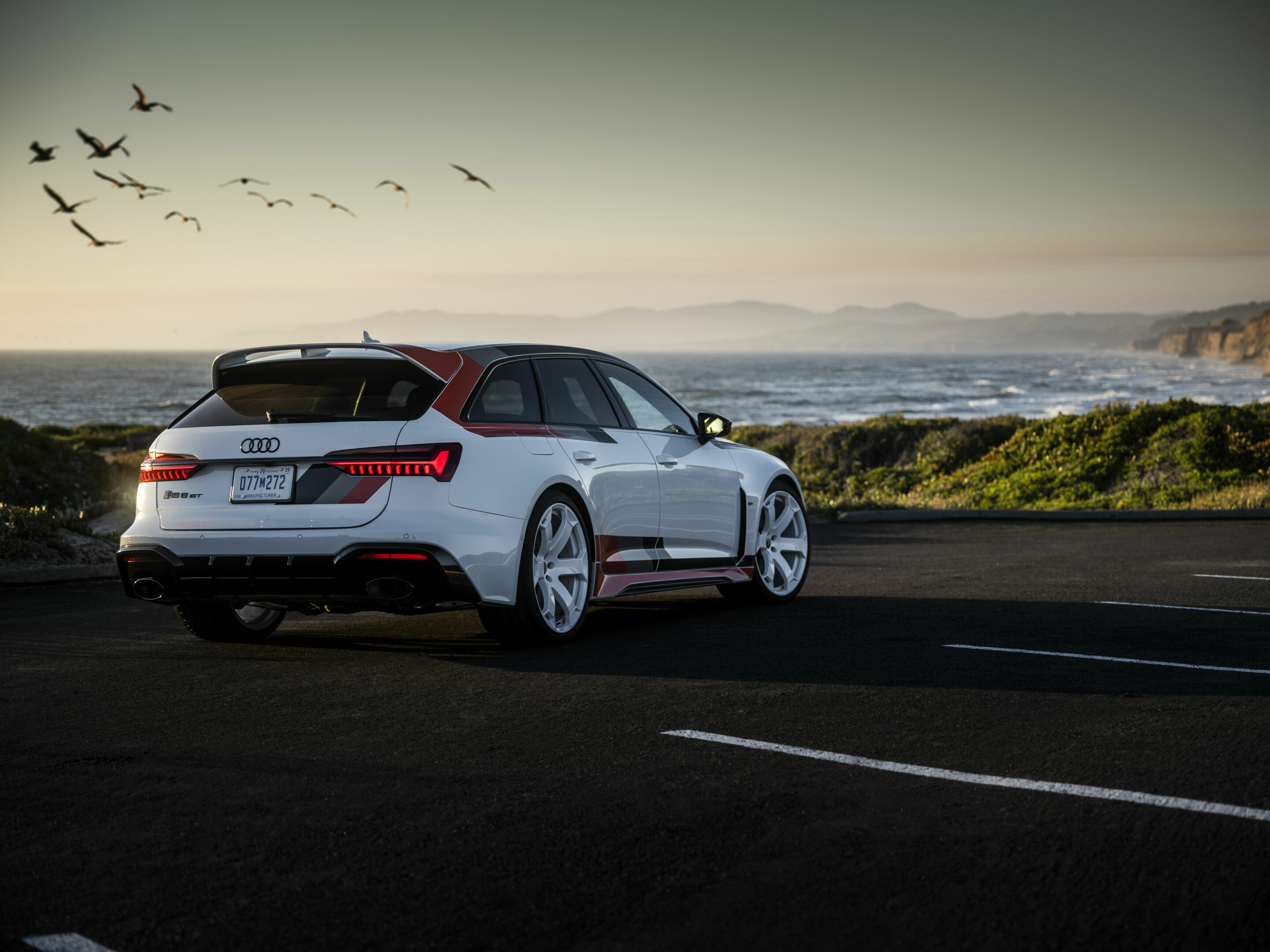 Audi RS 6 Avant GT in California - Audi RS 6 Avant GT, 
Static photo