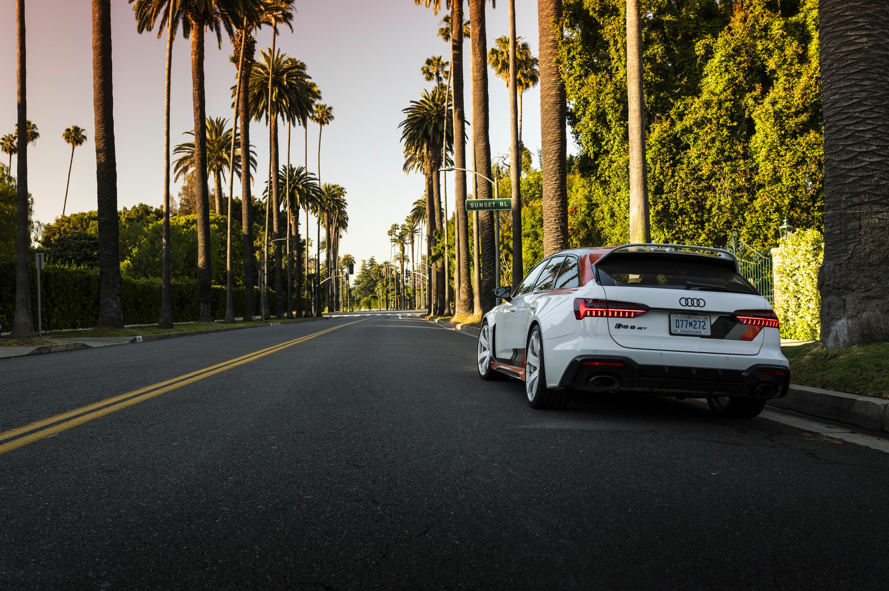 Audi RS 6 Avant GT in California - Audi RS 6 Avant GT, 
Static photo