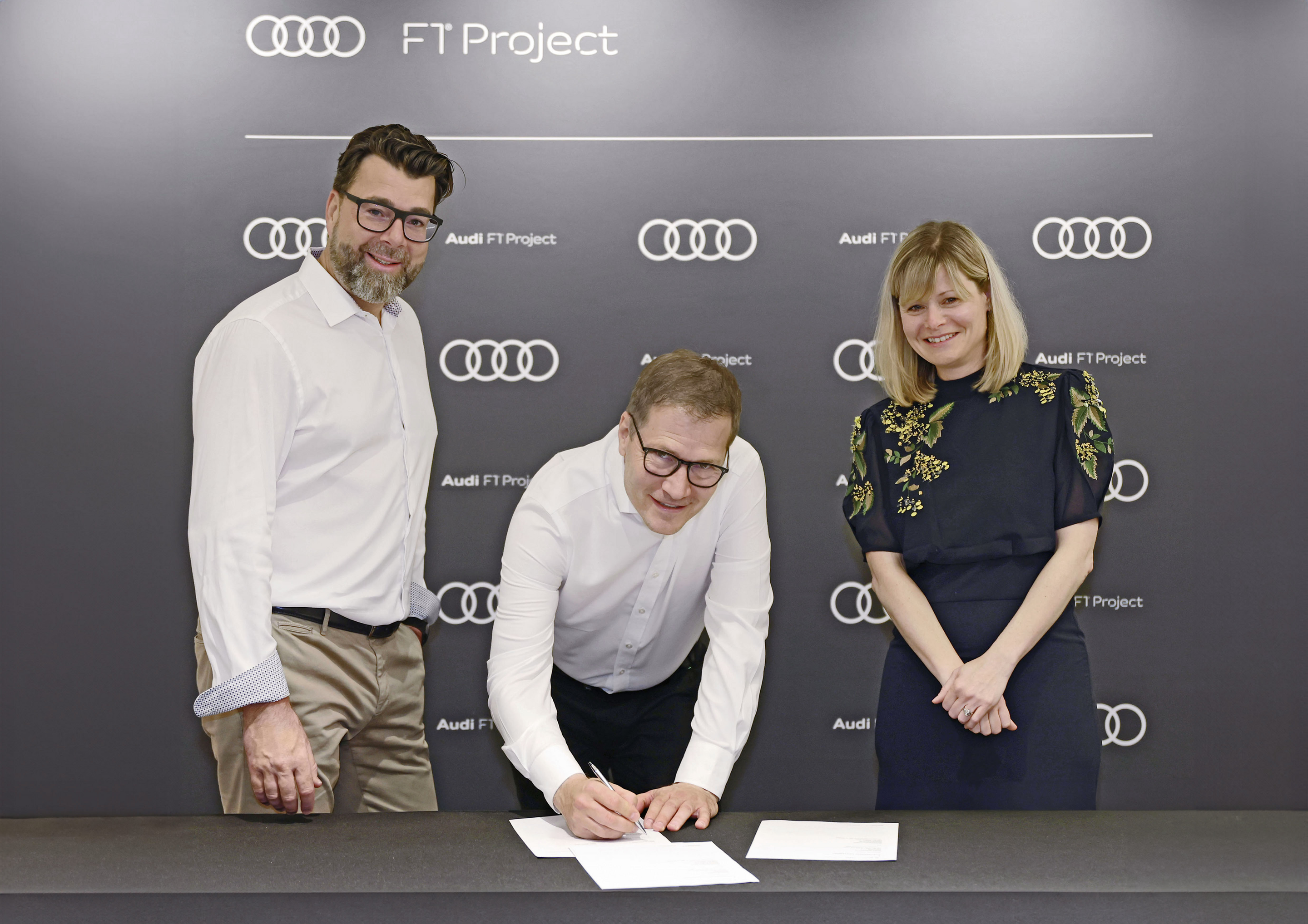 Audi und bp besiegeln strategische Partnerschaft für die Formel 1