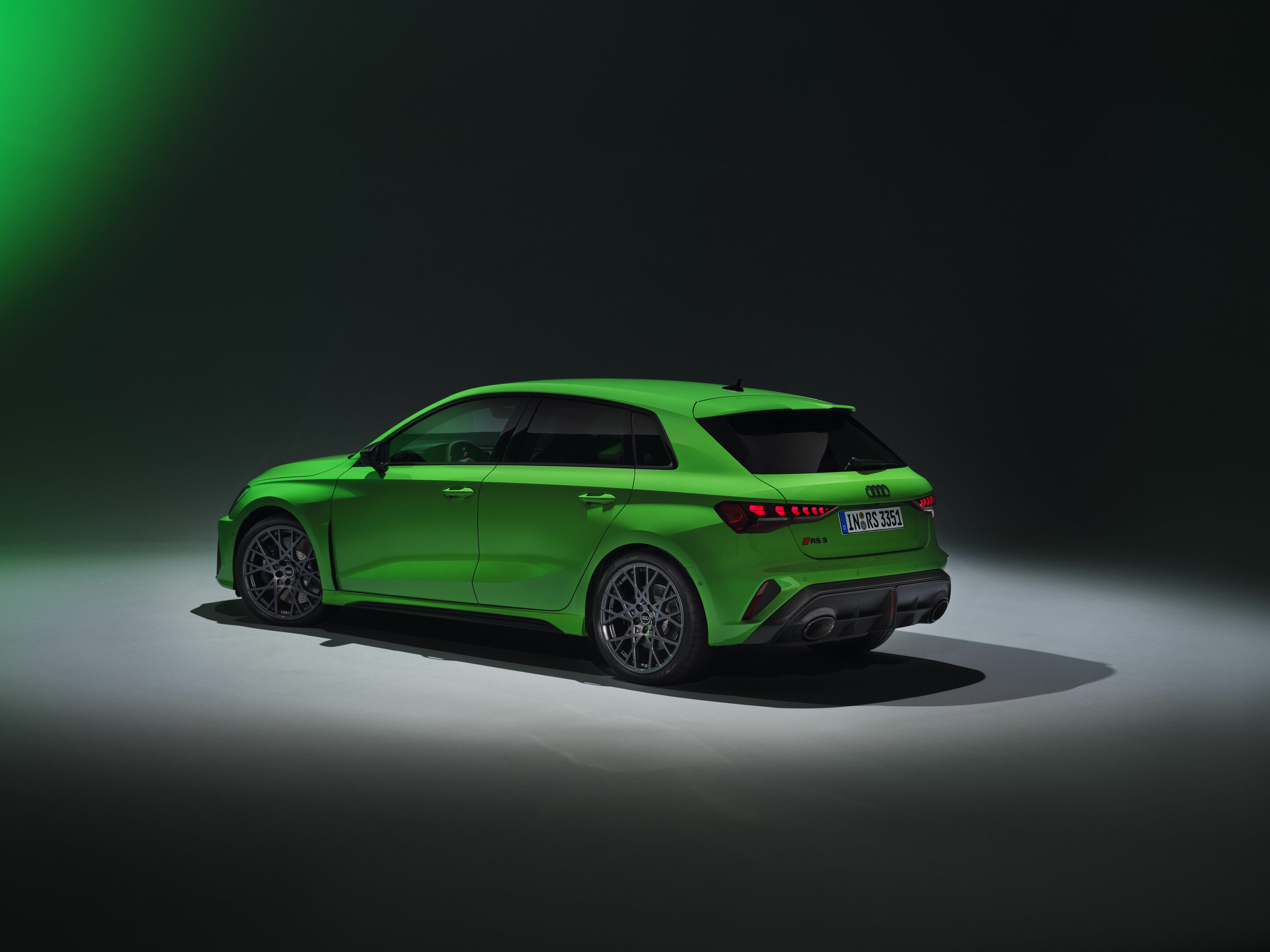 Audi RS 3 Sportback - Standaufnahme,
Farbe: Kyalamigrün