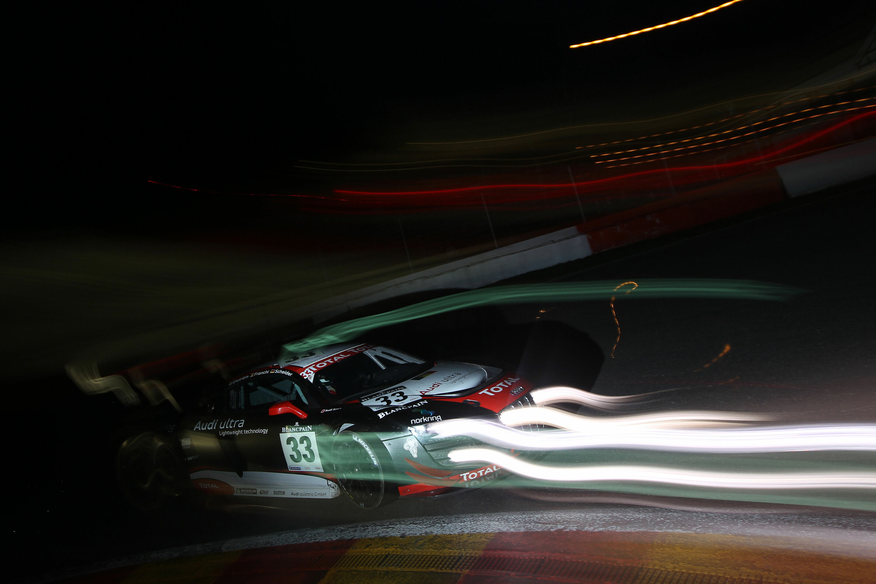 24h Spa 2011 - Audi R8 LMS #33 (Audi Sport Team WRT)