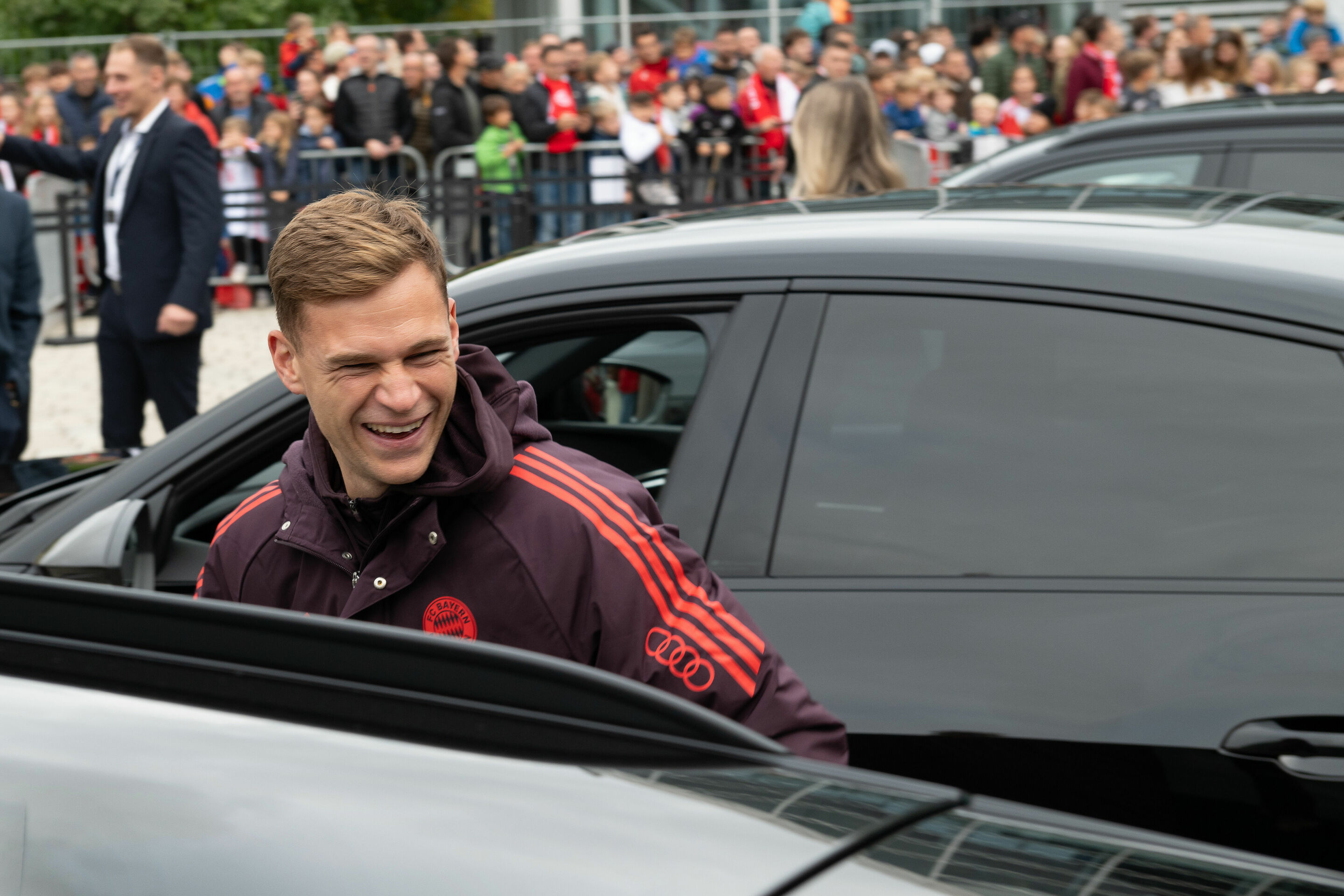 Audi delivers company cars to FC Bayern