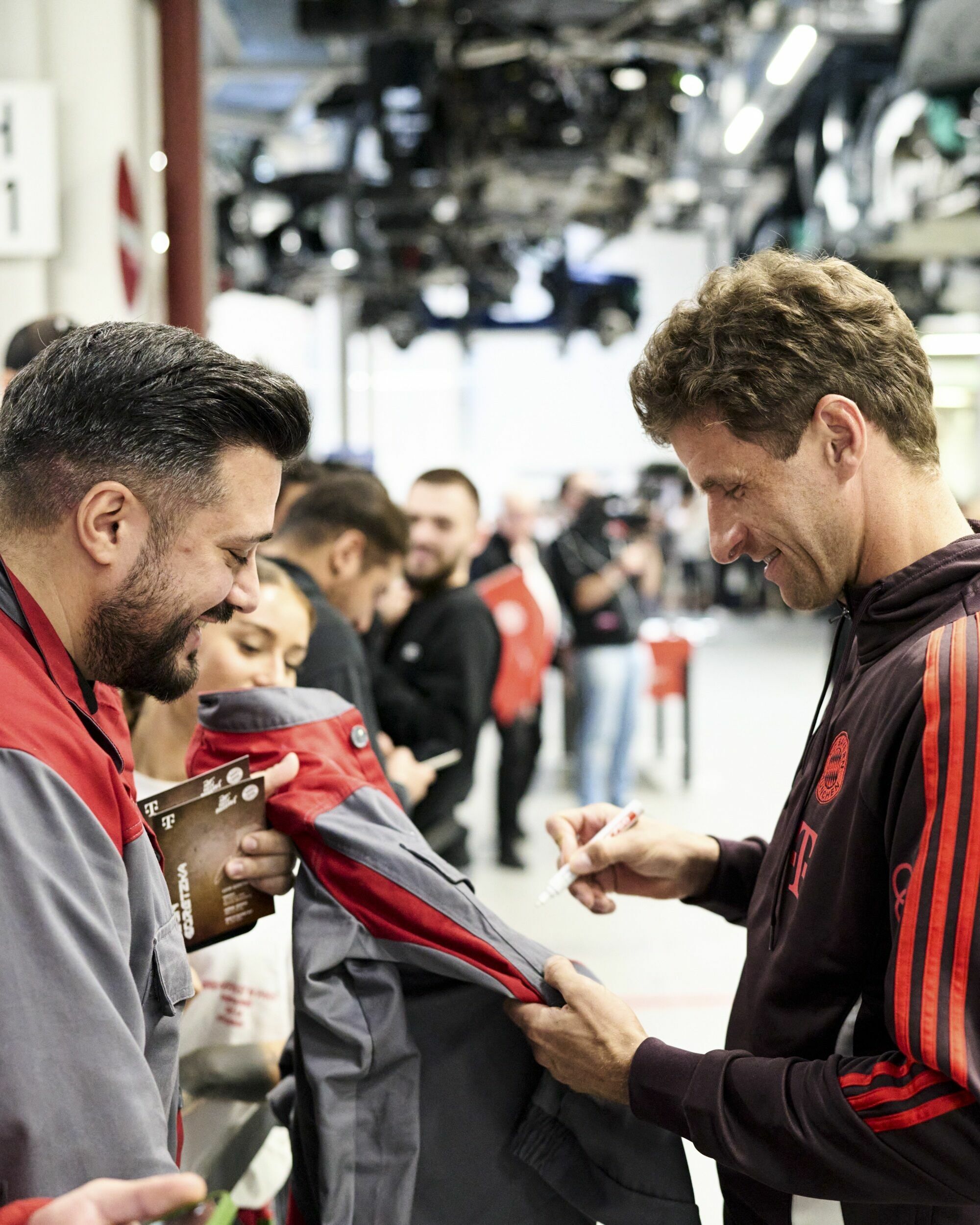 Audi delivers company cars to FC Bayern