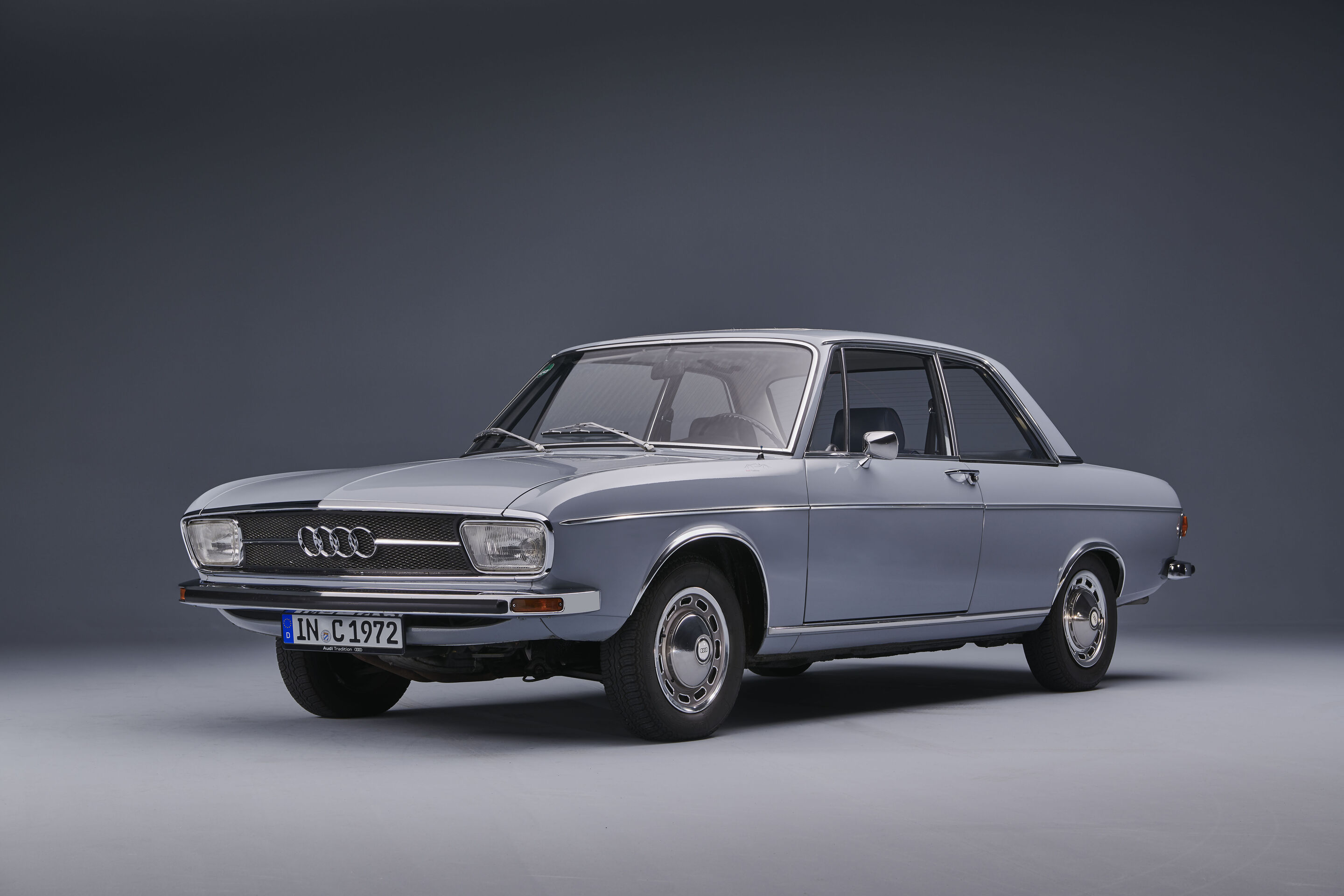 Audi Tradition showcases Audi 100 and A6 history