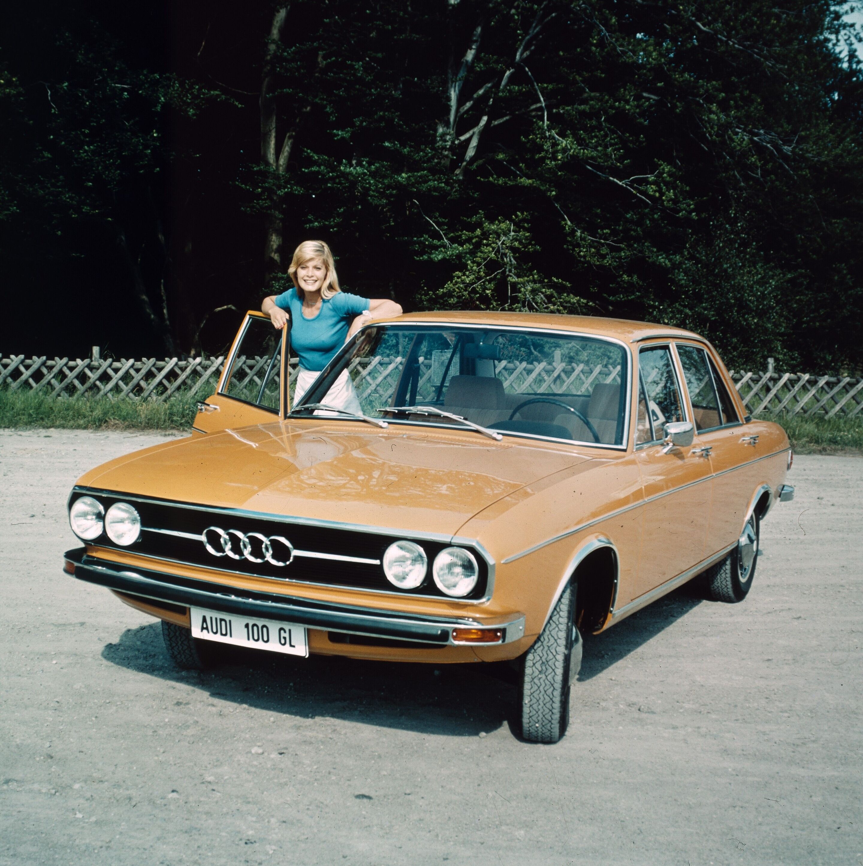 Audi Tradition showcases Audi 100 and A6 history