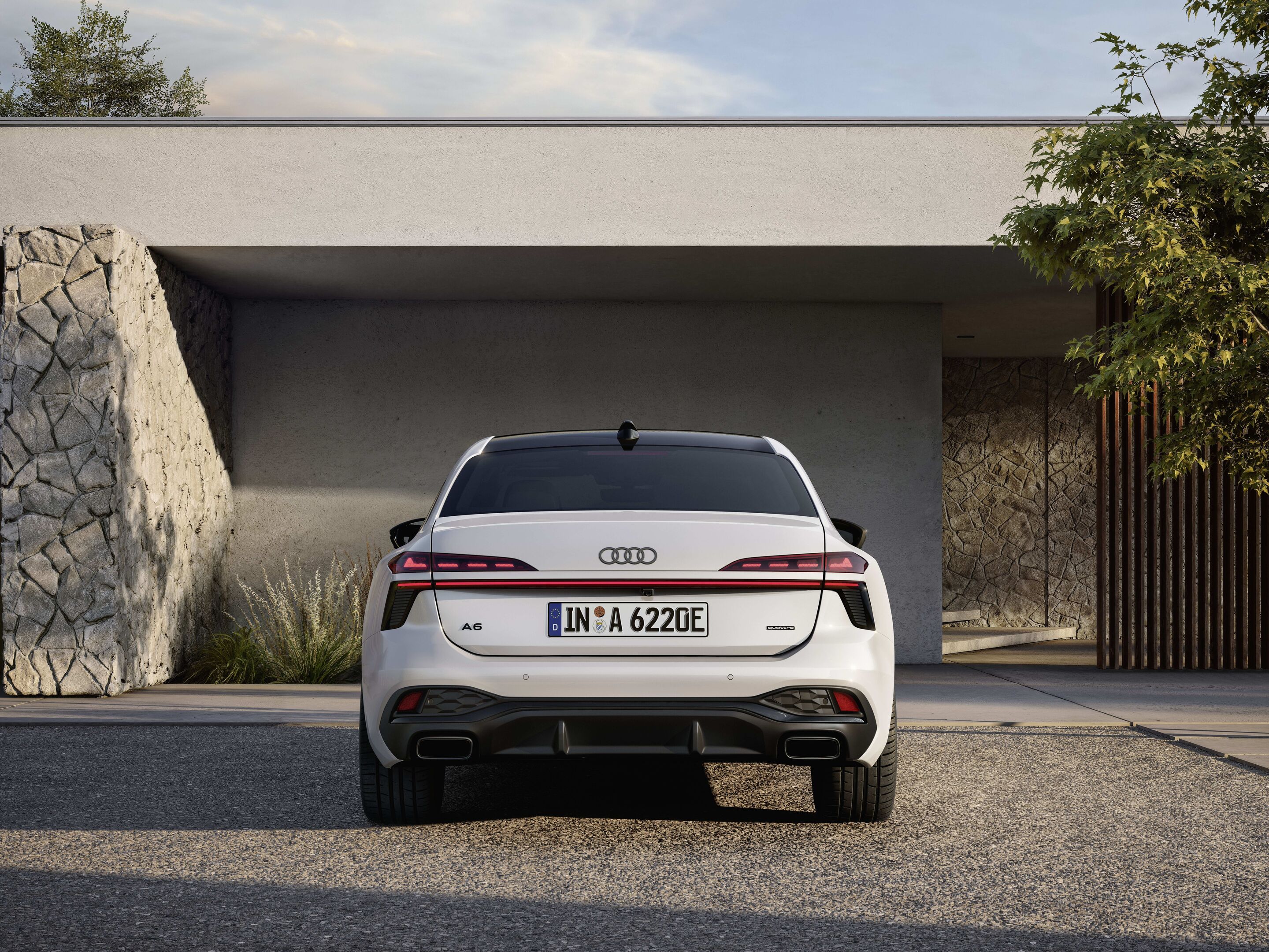 Audi A6 Sedan e-hybrid quattro - Static photo,
Colour: Glacier white