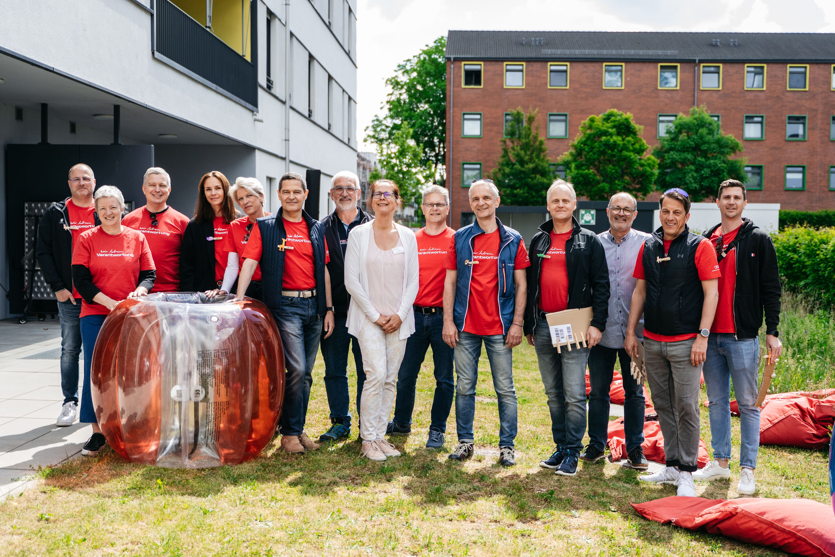 Audi Social Day 2025: Around 1,100 employees are volunteering their time in about 100 social projects across the globe - Chief Human Resources Officer Xavier Ros and his team are supporting a event for residents of a Lebenshilfe facility in Ingolstadt.