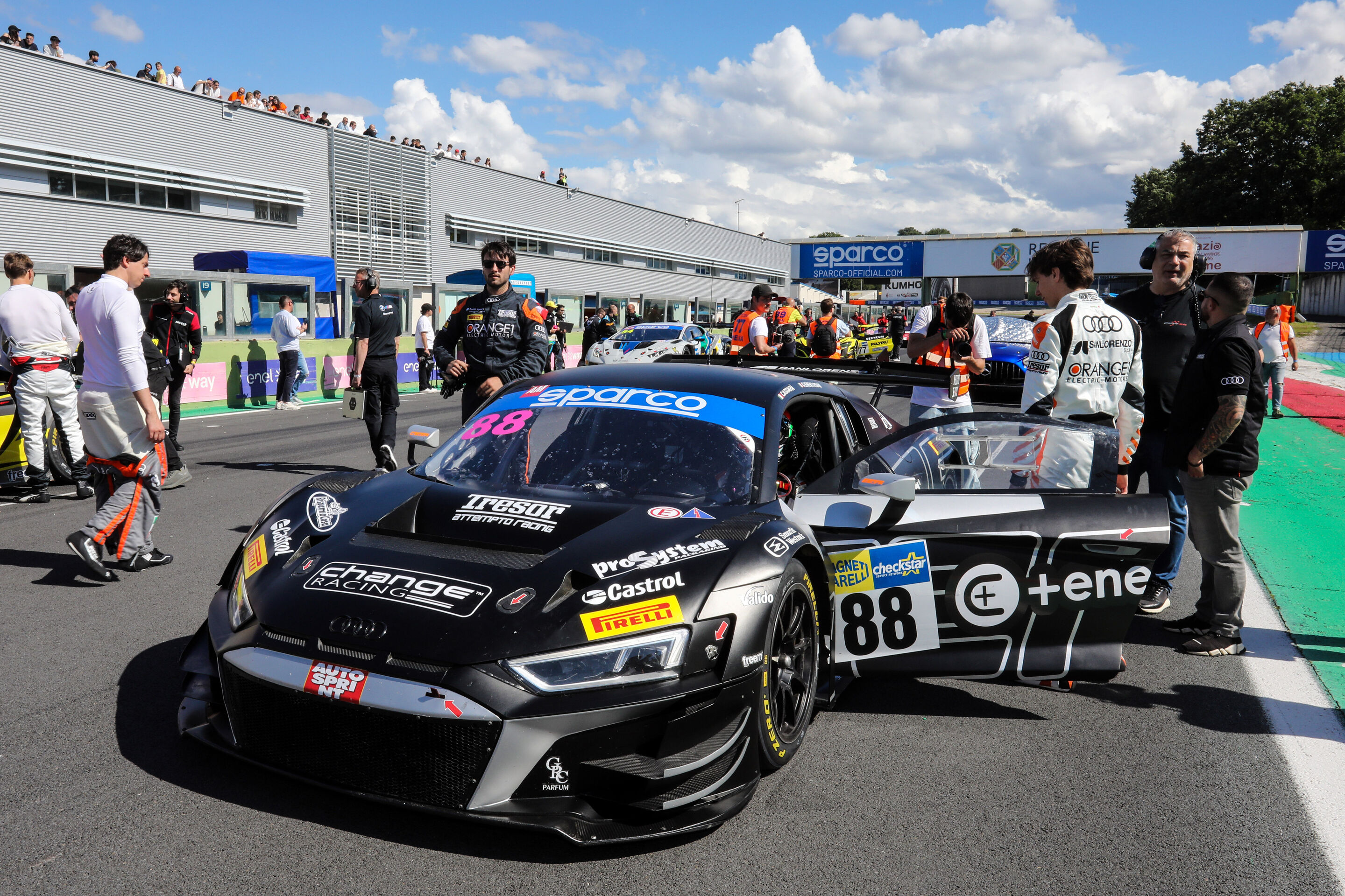 Campionato Italiano Gran Turismo 2025 - Audi R8 LMS #88 (Tresor Attempto Racing), Alberto Clementi Pisani/Marco Cassarà