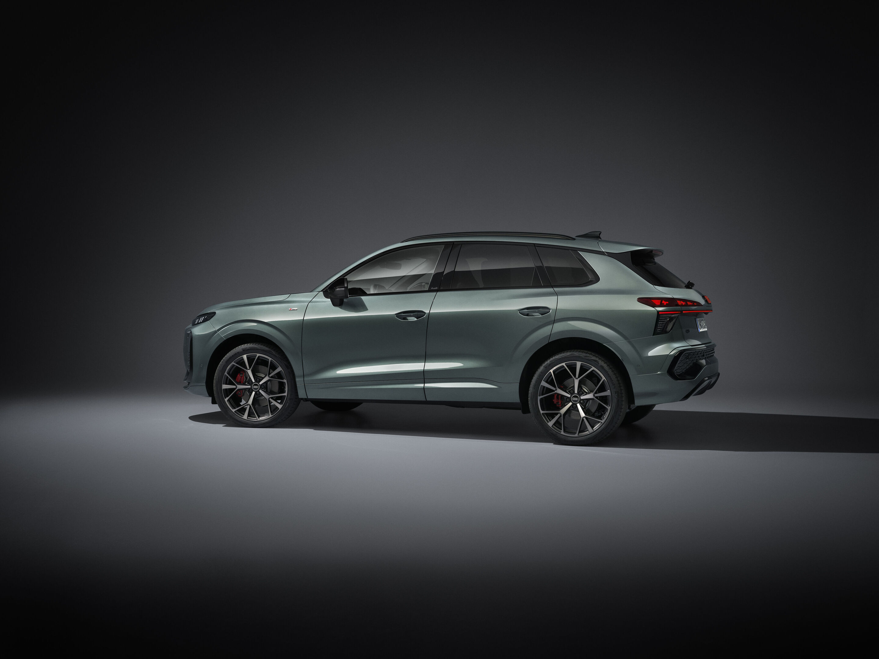 Audi Q3 SUV - Static photo,
Colour: Sage green