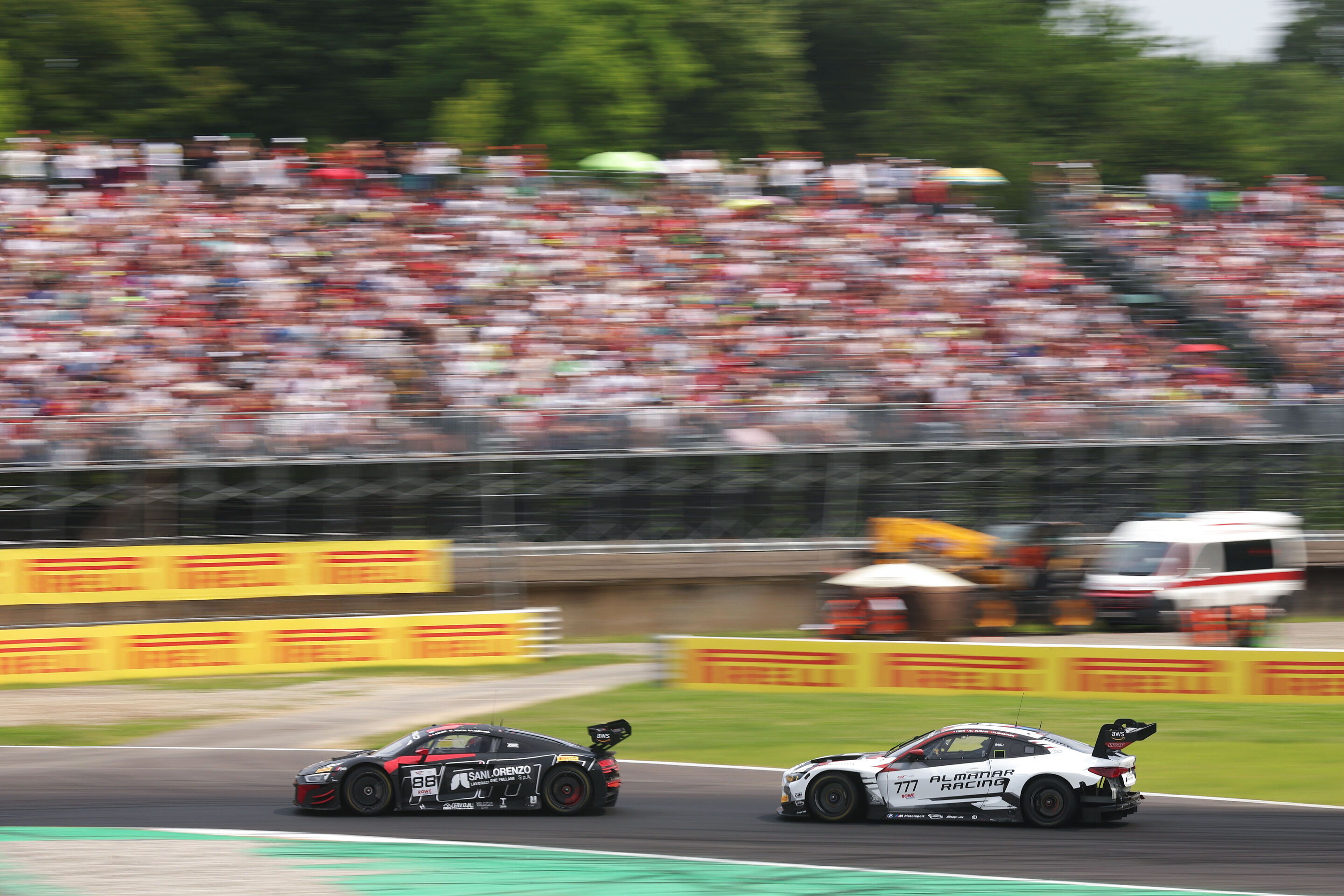GT World Challenge Europe 2025 - Audi R8 LMS #88 (Tresor Attempto Racing), Leonardo Moncini/Riccardo Cazzaniga/Sebastian Øgaard
