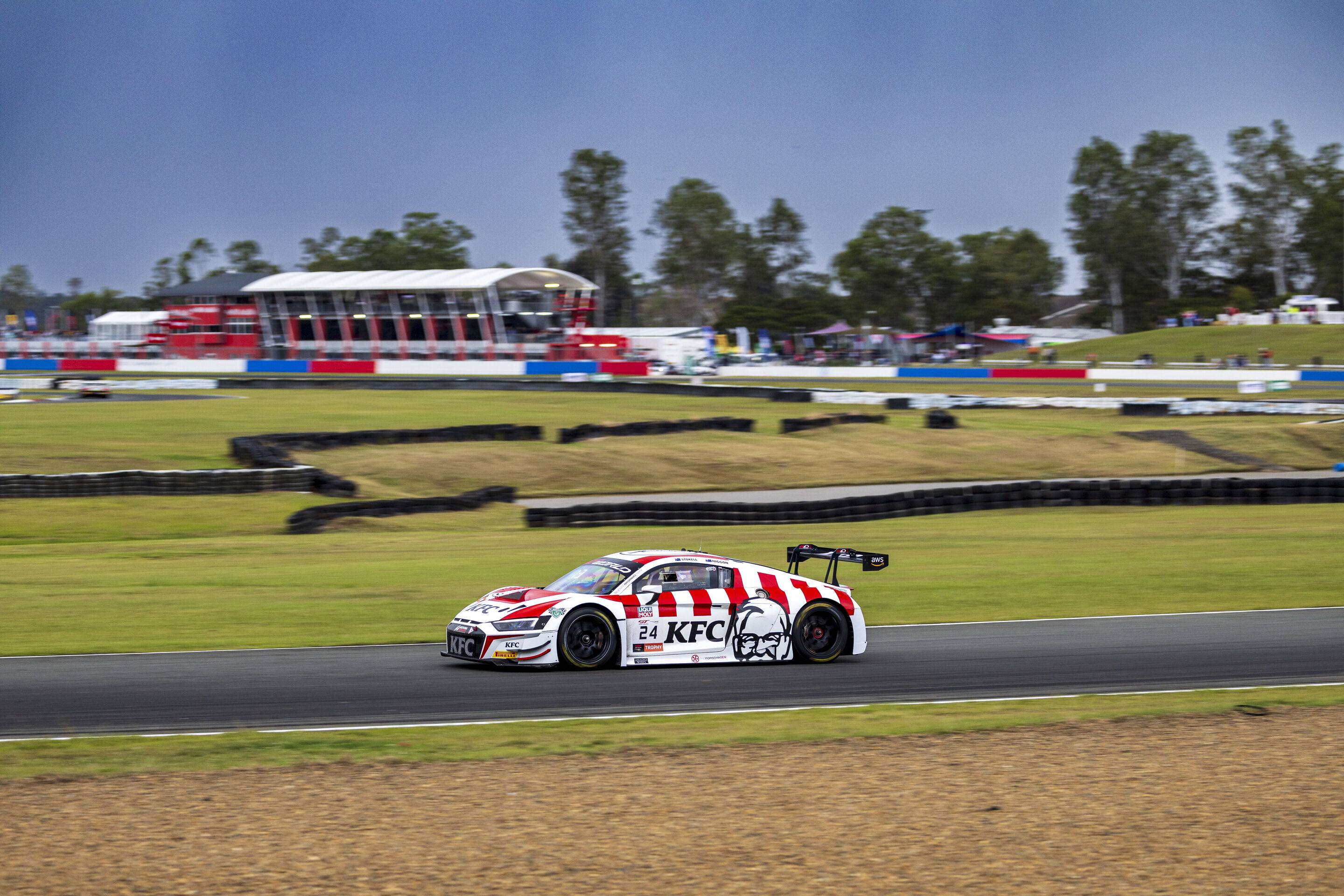 GT World Challenge Australia 2025 - Audi R8 LMS #24 (KFC Team MPC), Gary Higgon/Paul Stokell