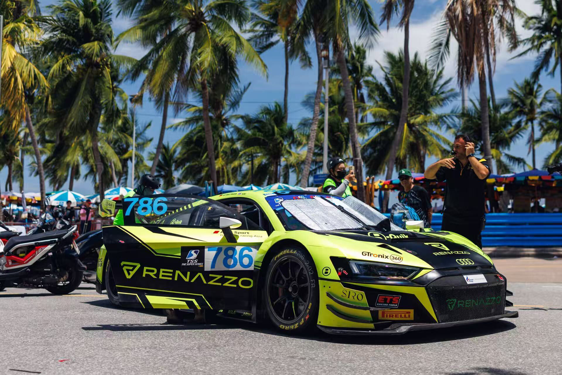 Thailand Super Series 2025 - Audi R8 LMS #786 (B-Quik Absolute Racing), Kiki Sak Nana/Dieter Schmidtmann