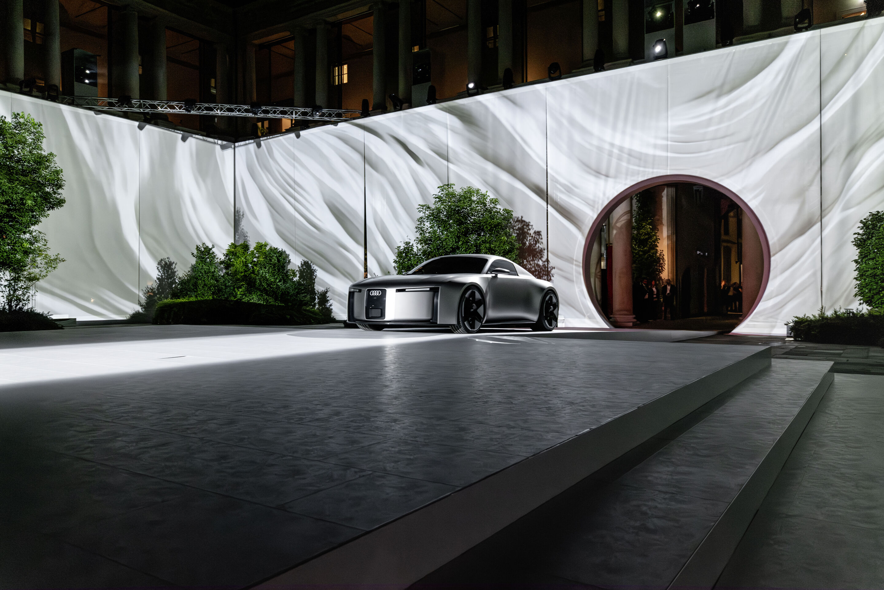 A new beginning in Milan: Audi unveils new design - With the presentation of the Audi Concept C study in Milan, Audi provides a concrete preview of the design of future models.