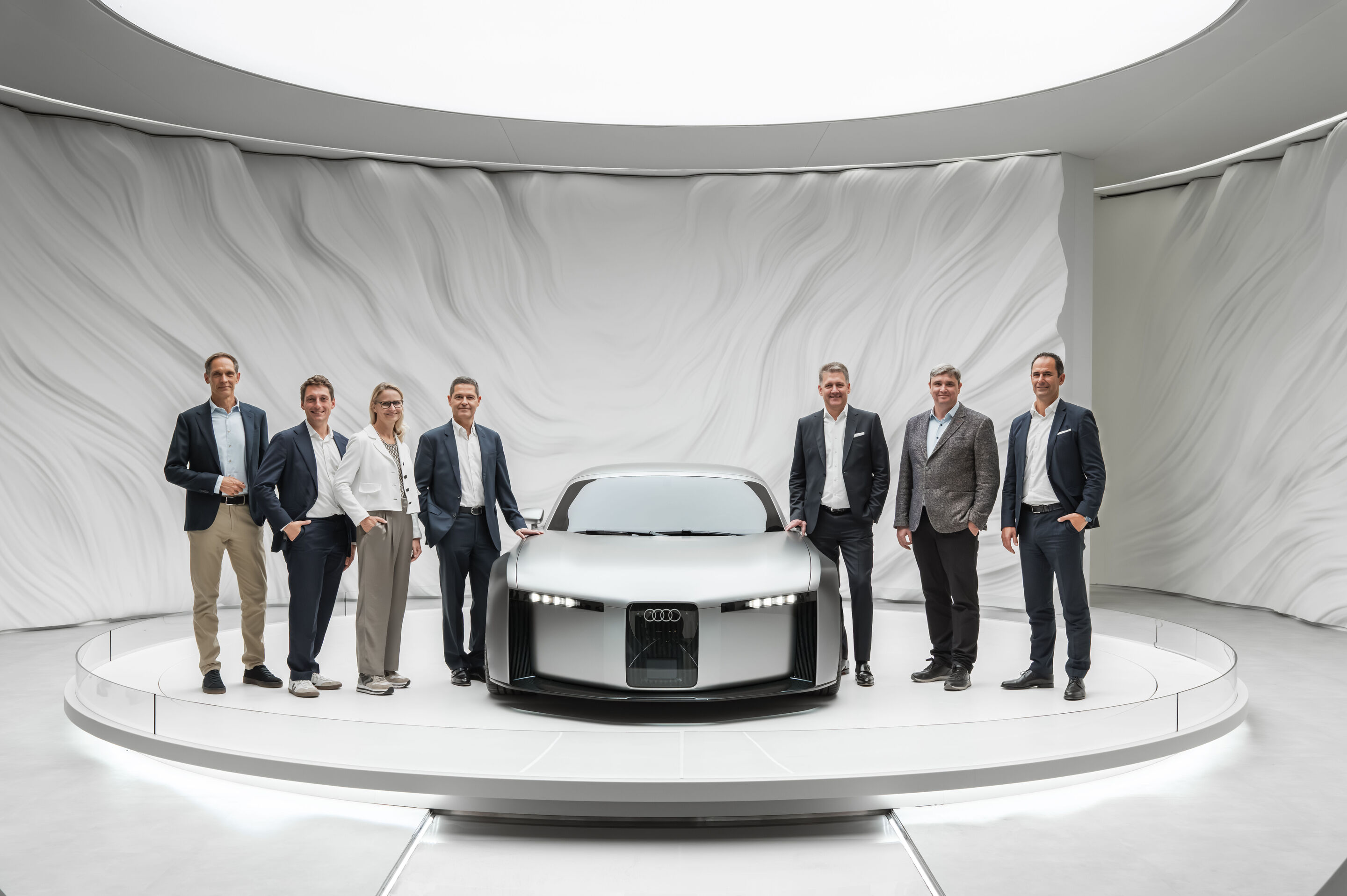 Audi at IAA Mobility - The Board of Management of AUDI AG at the Audi Concept C: Gerd Walker (Member of the Board of Management Production and Logistics), Geoffrey Bouquot (Member of the Board of Management Technical Development), Renate Vachenauer (Member...