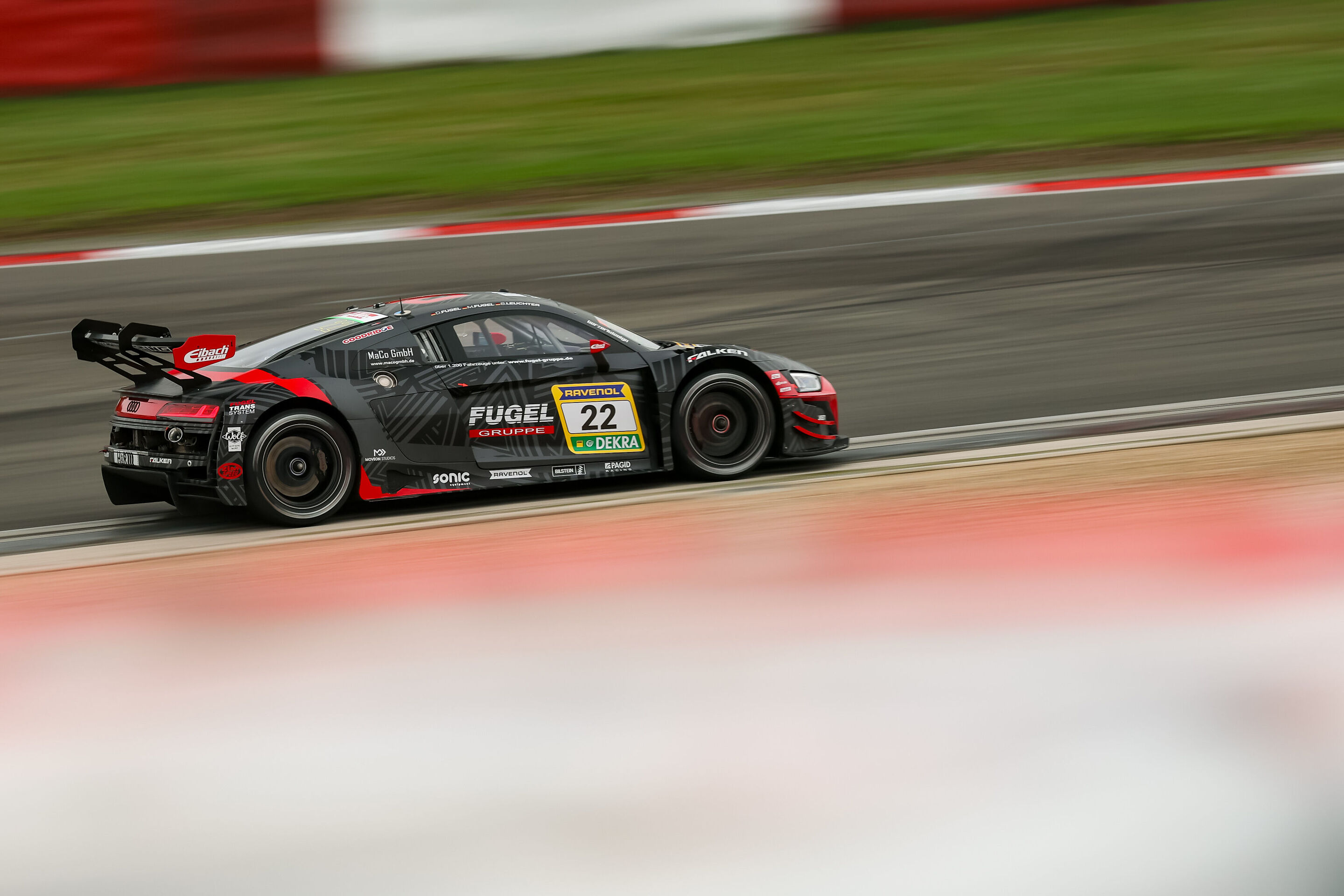 Nürburgring Langstrecken-Serie 2025 - Audi R8 LMS #22 (Max Kruse Racing),  Dominik Fugel/Marcel Fugel/Benjamin Leuchter