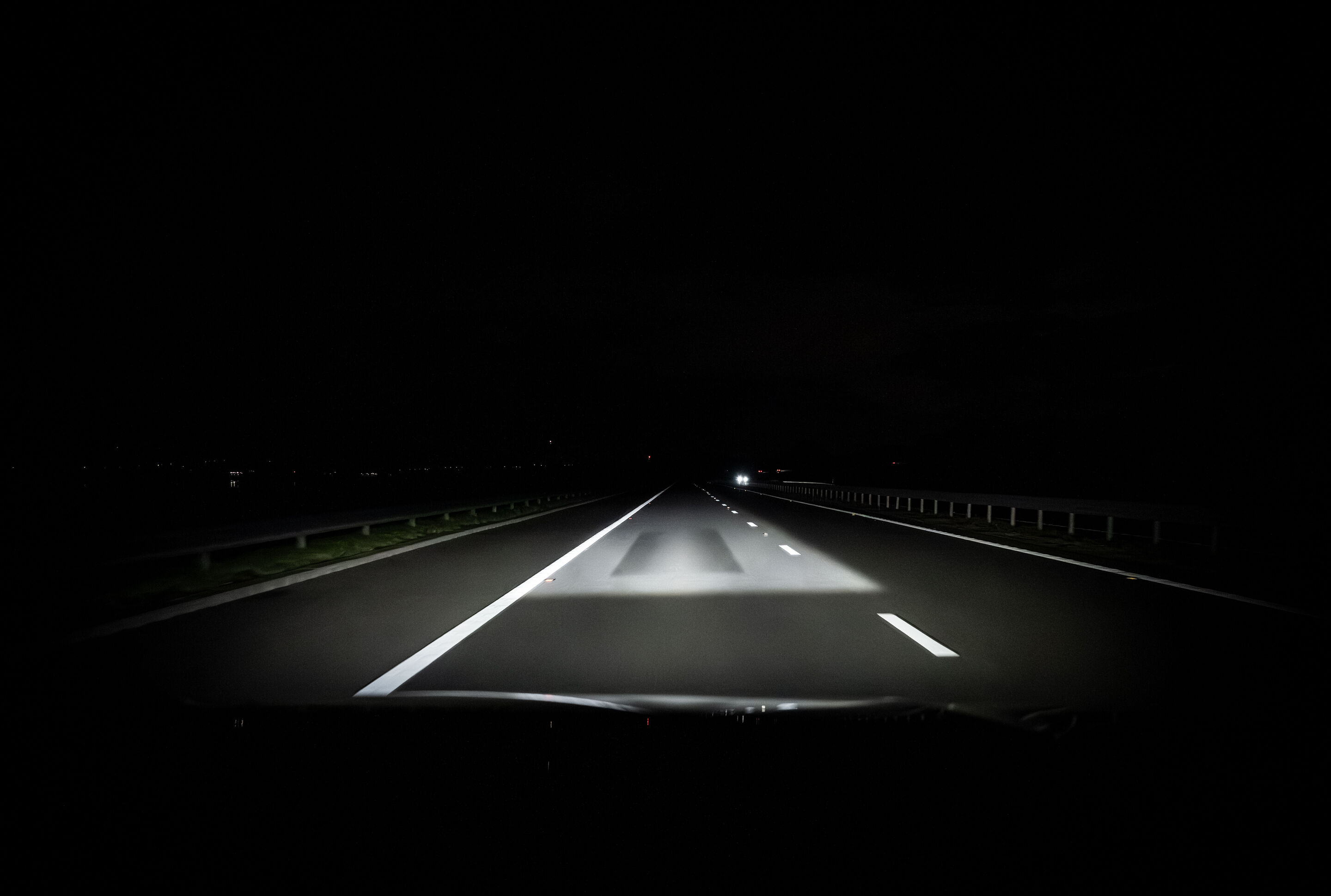 “Digital lighting provides added safety” - Digital Matrix LED headlights on the Audi Q3 with activated Lane and Orientation Light