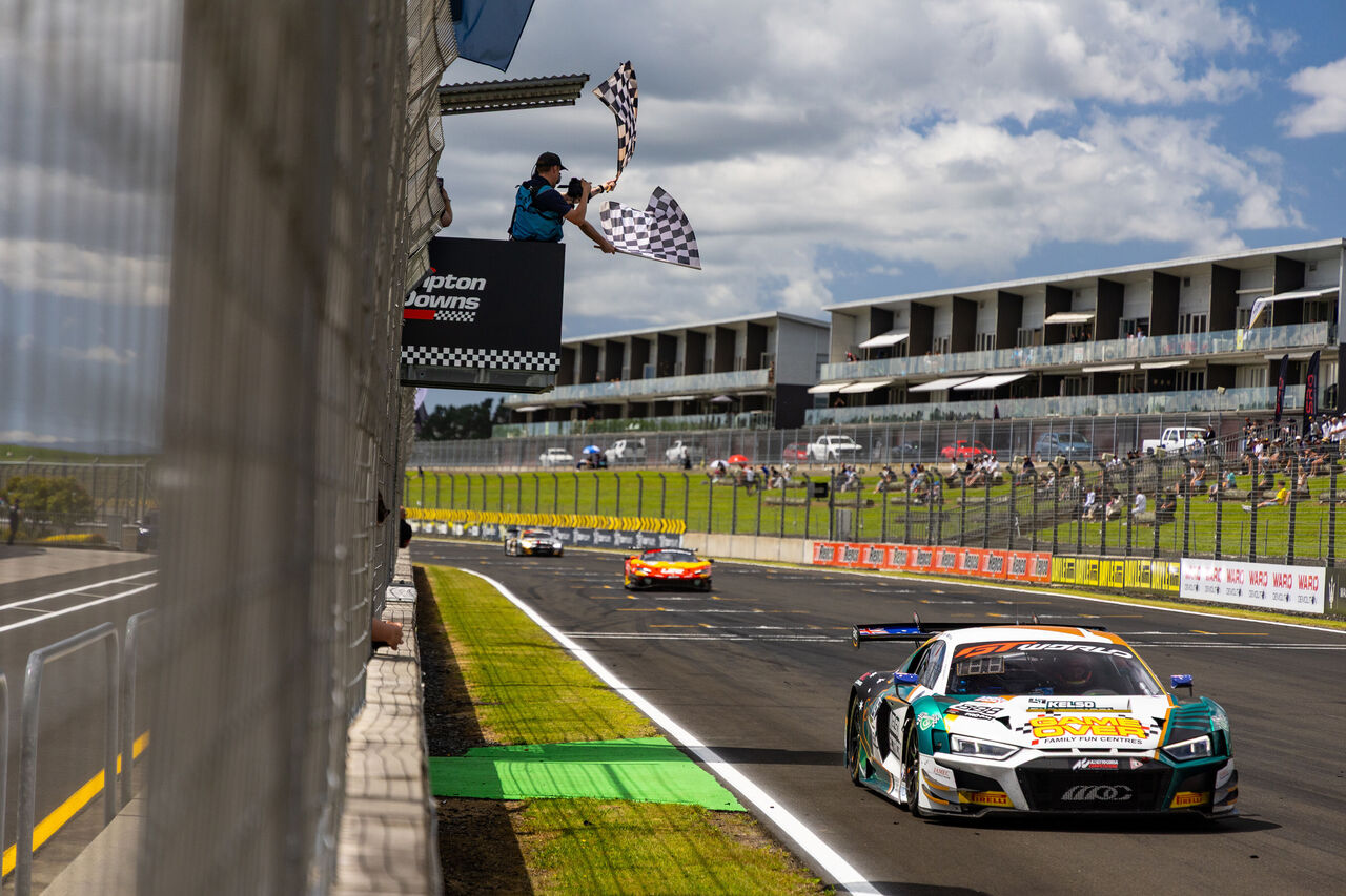 Melbourne-Performance-Centre-gewinnt-in-Australien-mit-Audi-alle-GT3-Titel
