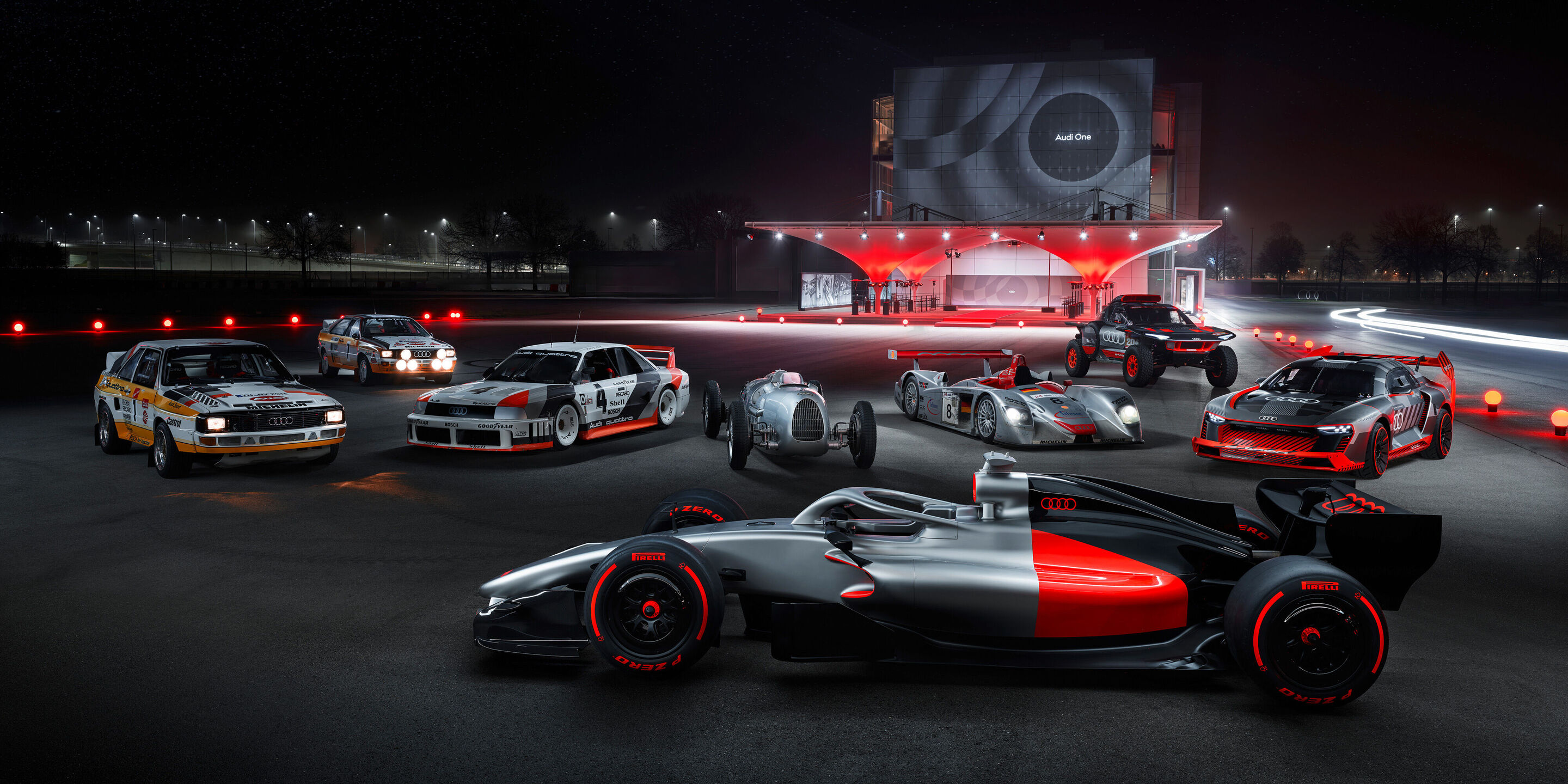 Motorsport-Legenden begrüßen den Audi R26 Concept - Event „Audi One“ in München, 12. November 2025