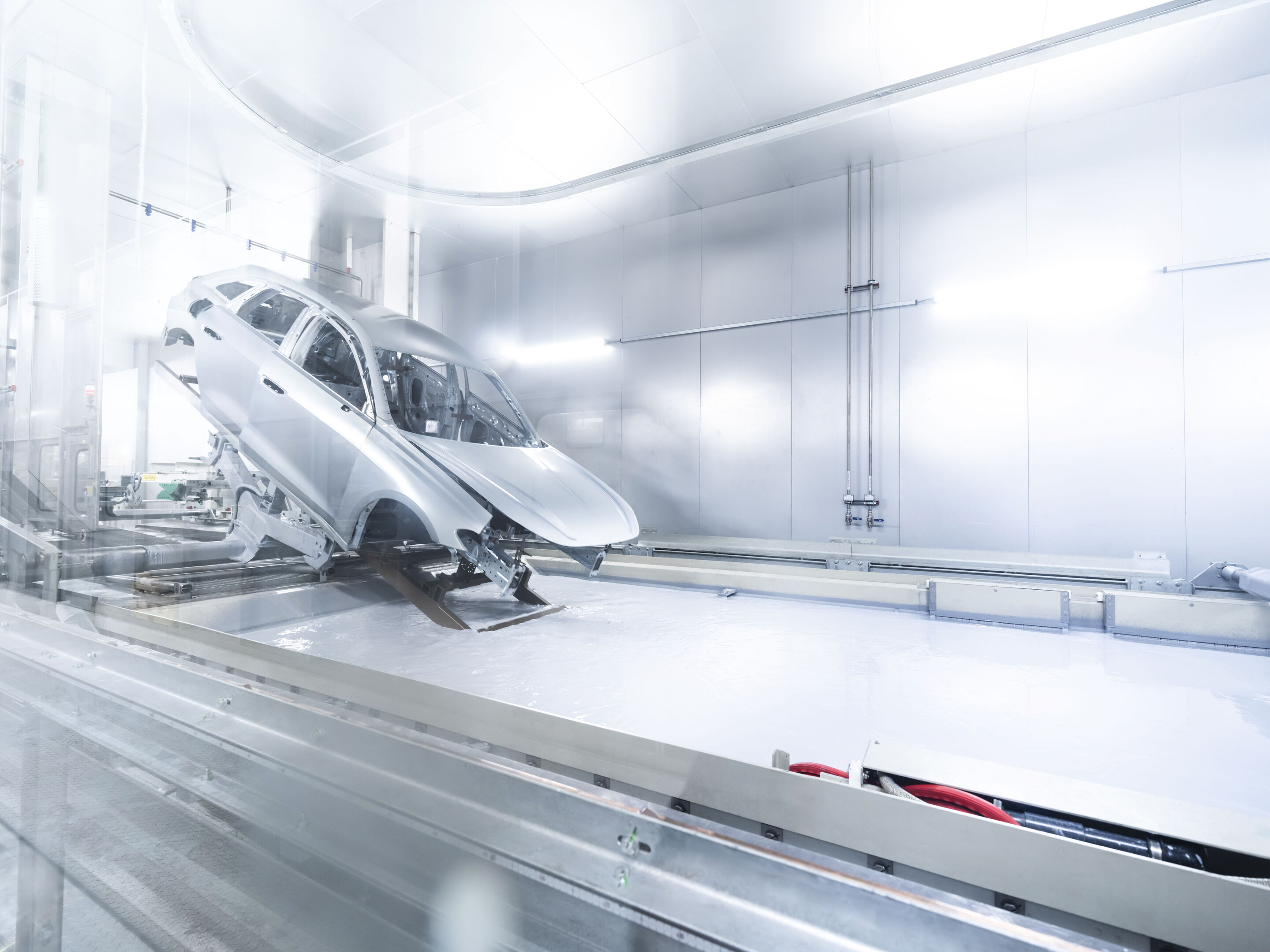 Audi scales up deployment of artificial intelligence in production - Audi has a clear picture of how AI agents will be used in production in the future. The ProcessGuardAIn demonstrator visualizes this journey interactively. In the paint shop at the Audi...