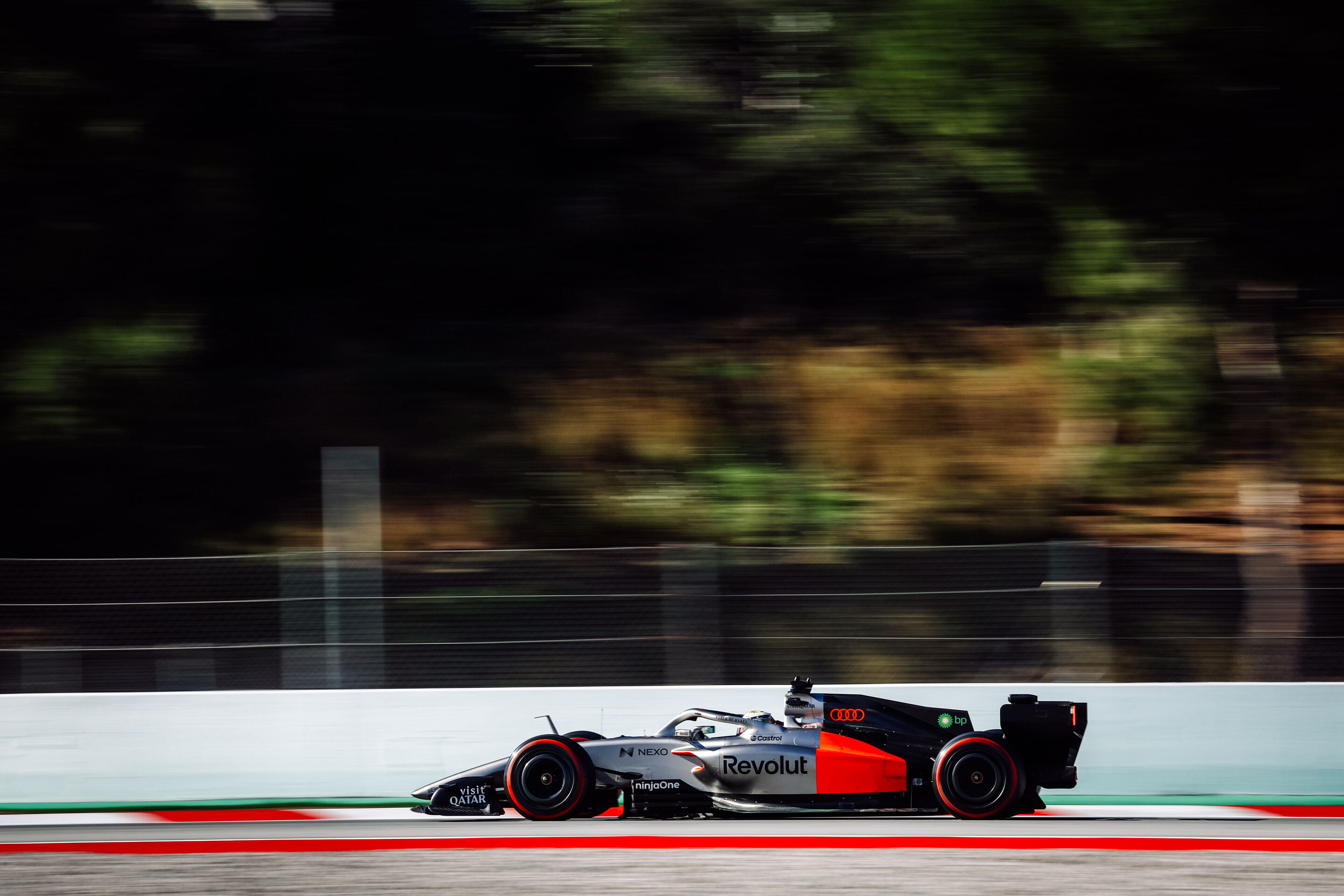 Audi Revolut F1 Team: Shakedown Barcelona - Audi R26 (test car)