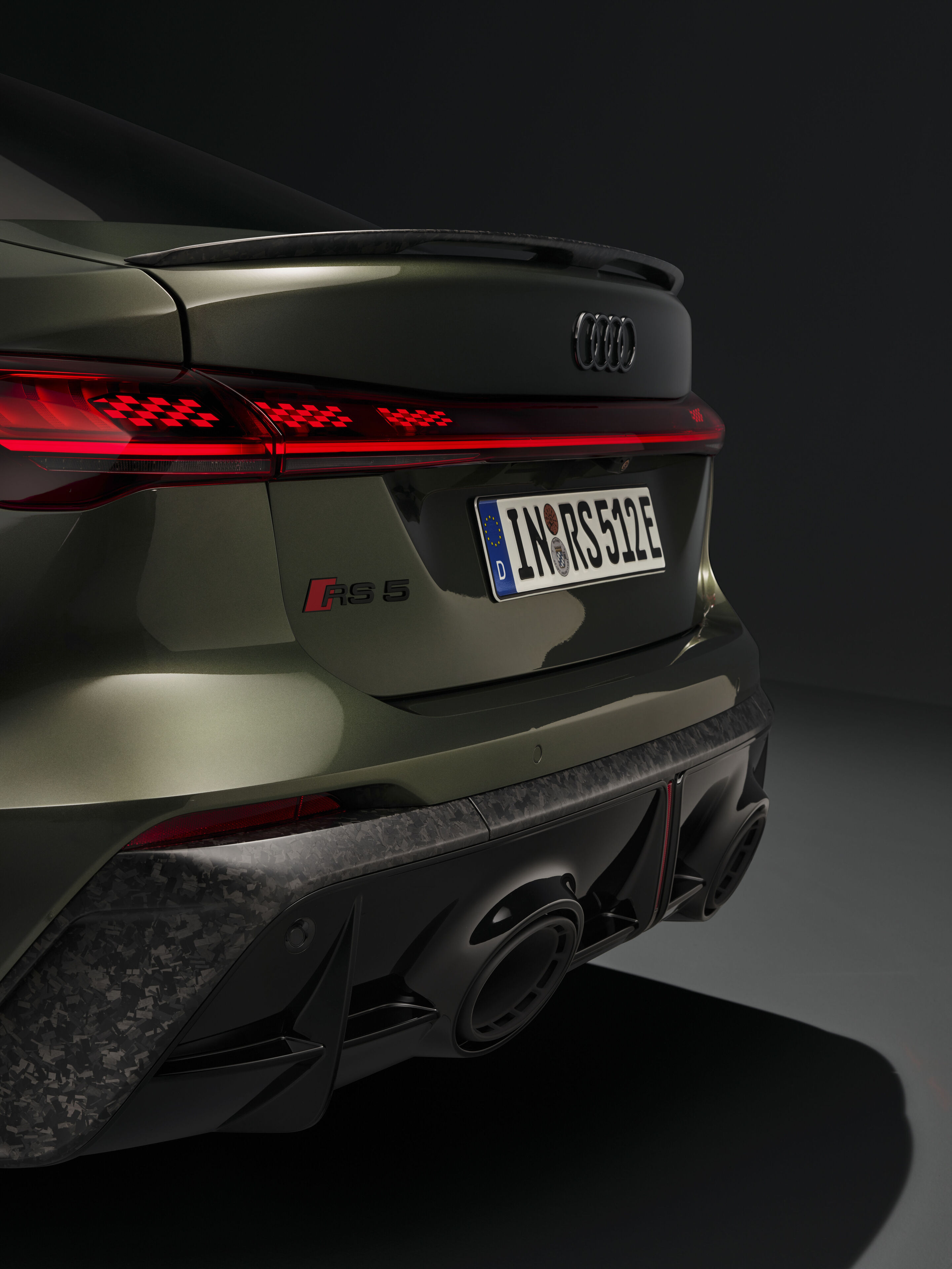 Audi RS 5 Sedan - Bedford green metallic, indoor static photo, exterior, detailed rear view