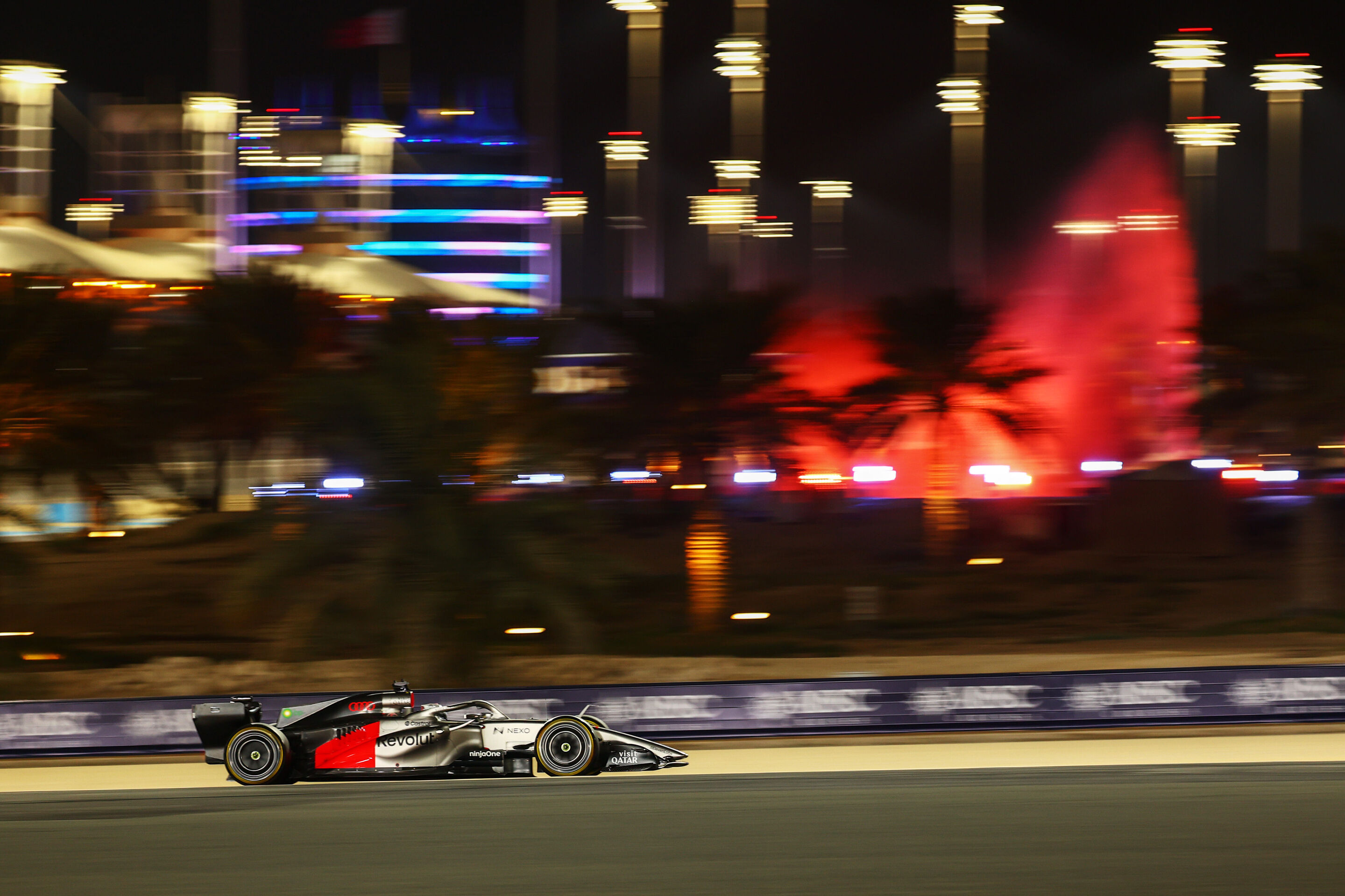 Audi Revolut F1 Team: Pre-Season Testing Bahrain - 2026 Pre-Season: Bahrain Test 1, Day 1 - 11 February 2026