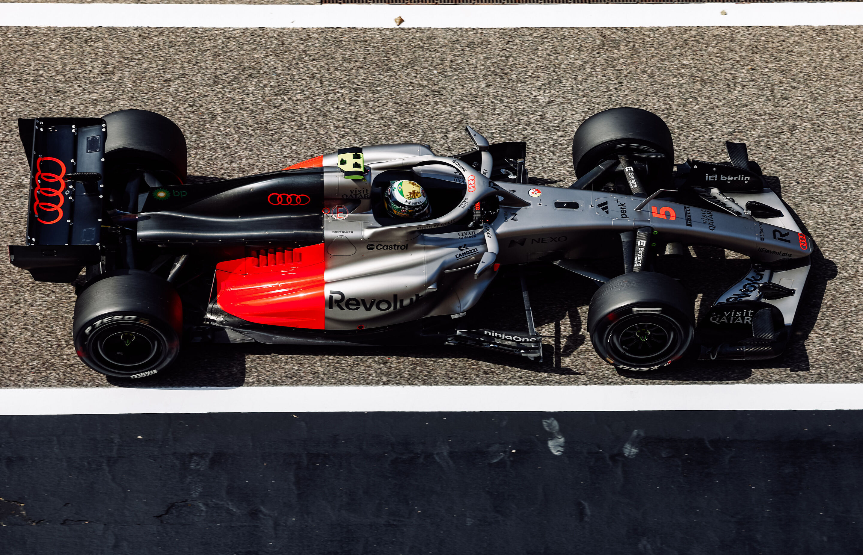 Audi Revolut F1 Team: Pre-Season Testing Bahrain - Audi R26