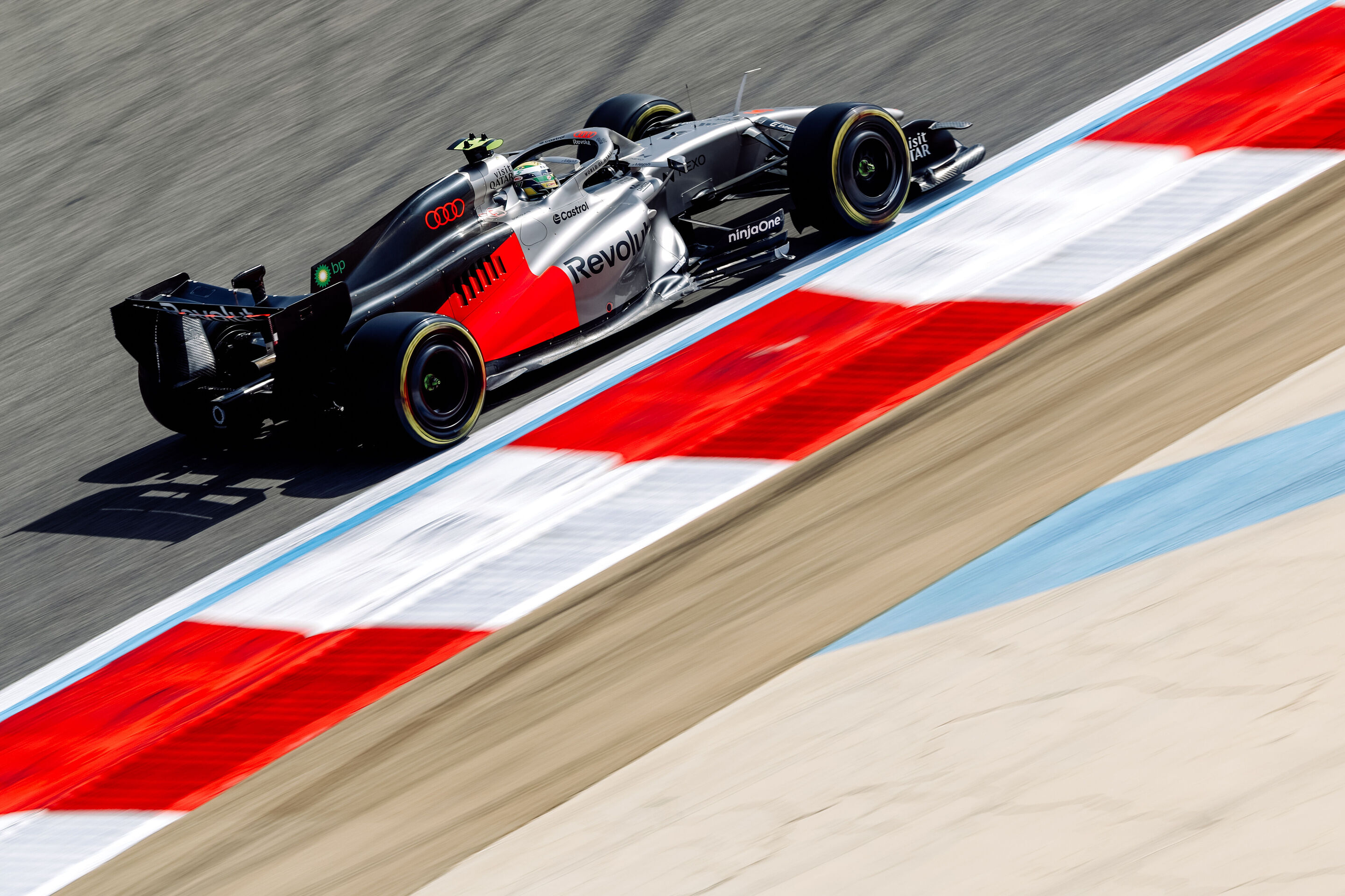 Audi Revolut F1 Team: Pre-Season Testing Bahrain - Audi R26