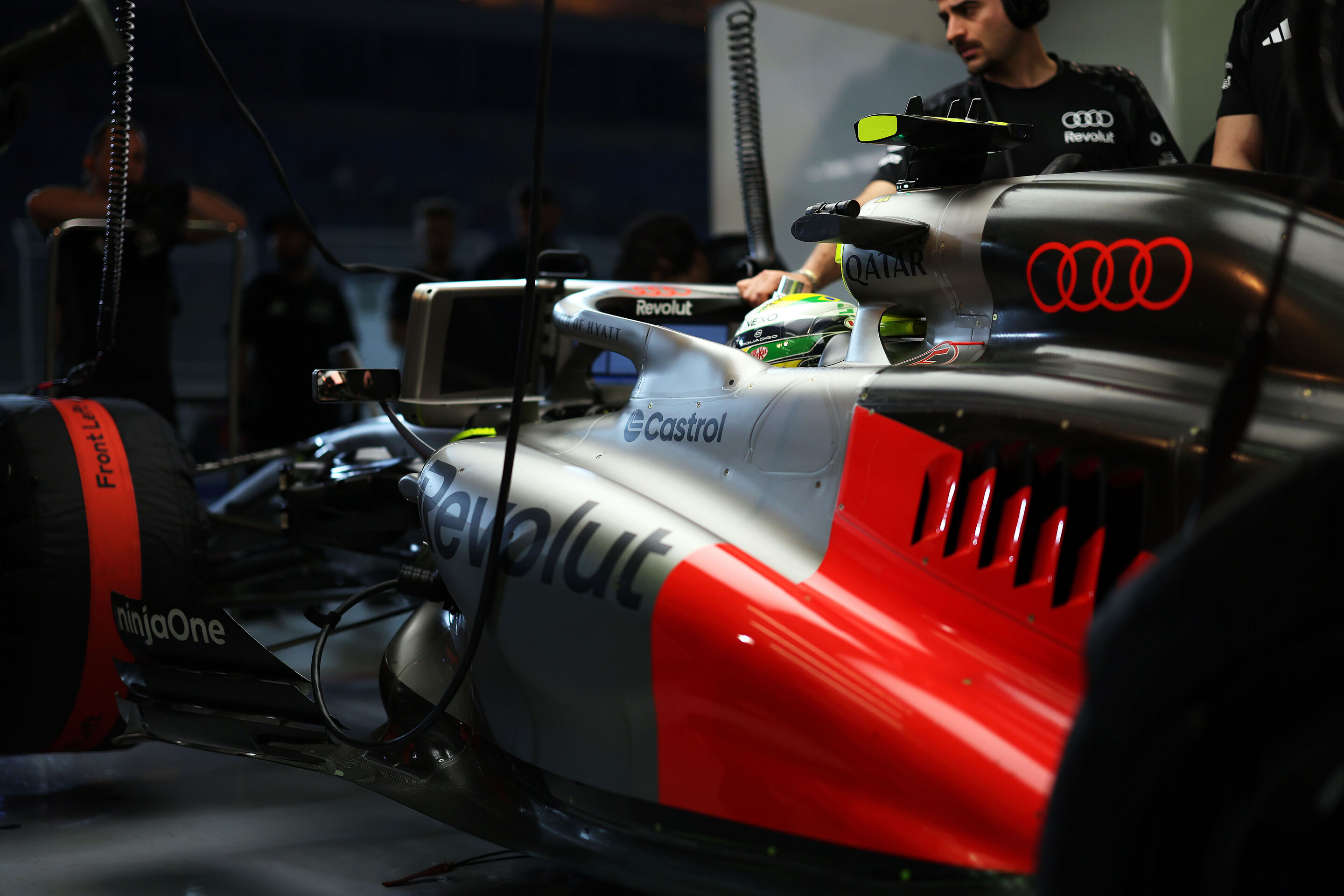 Audi Revolut F1 Team: Pre-Season Testing Bahrain - Audi R26