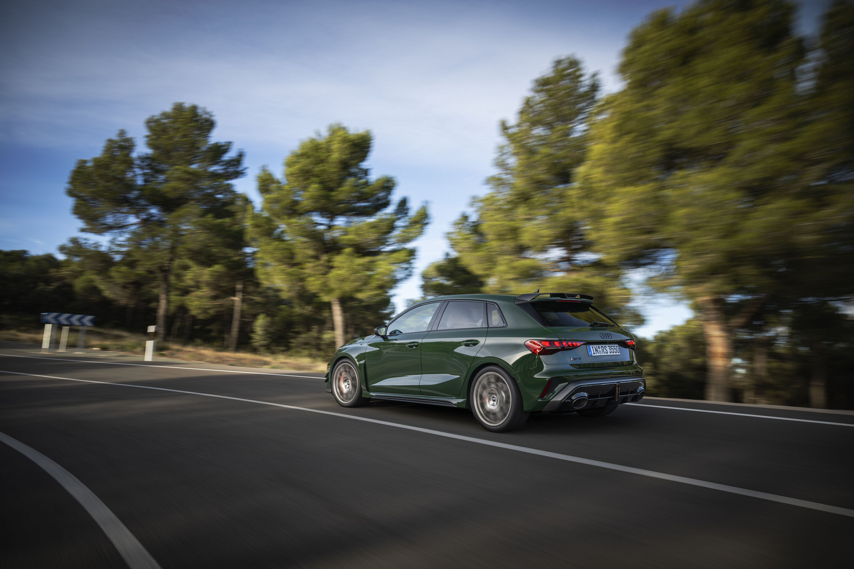 Audi RS 3 Sportback competition limited - Malachite green, dynamic photo, exterior, three-quarter rear view