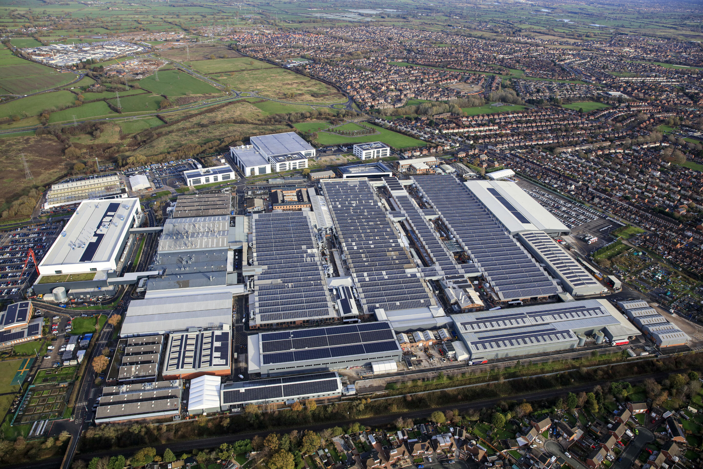 Bentley Motors Ltd. - Bentley mit siebten Jahresgewinn in Folge, Umstrukturierung des Standorts fortgesetzt