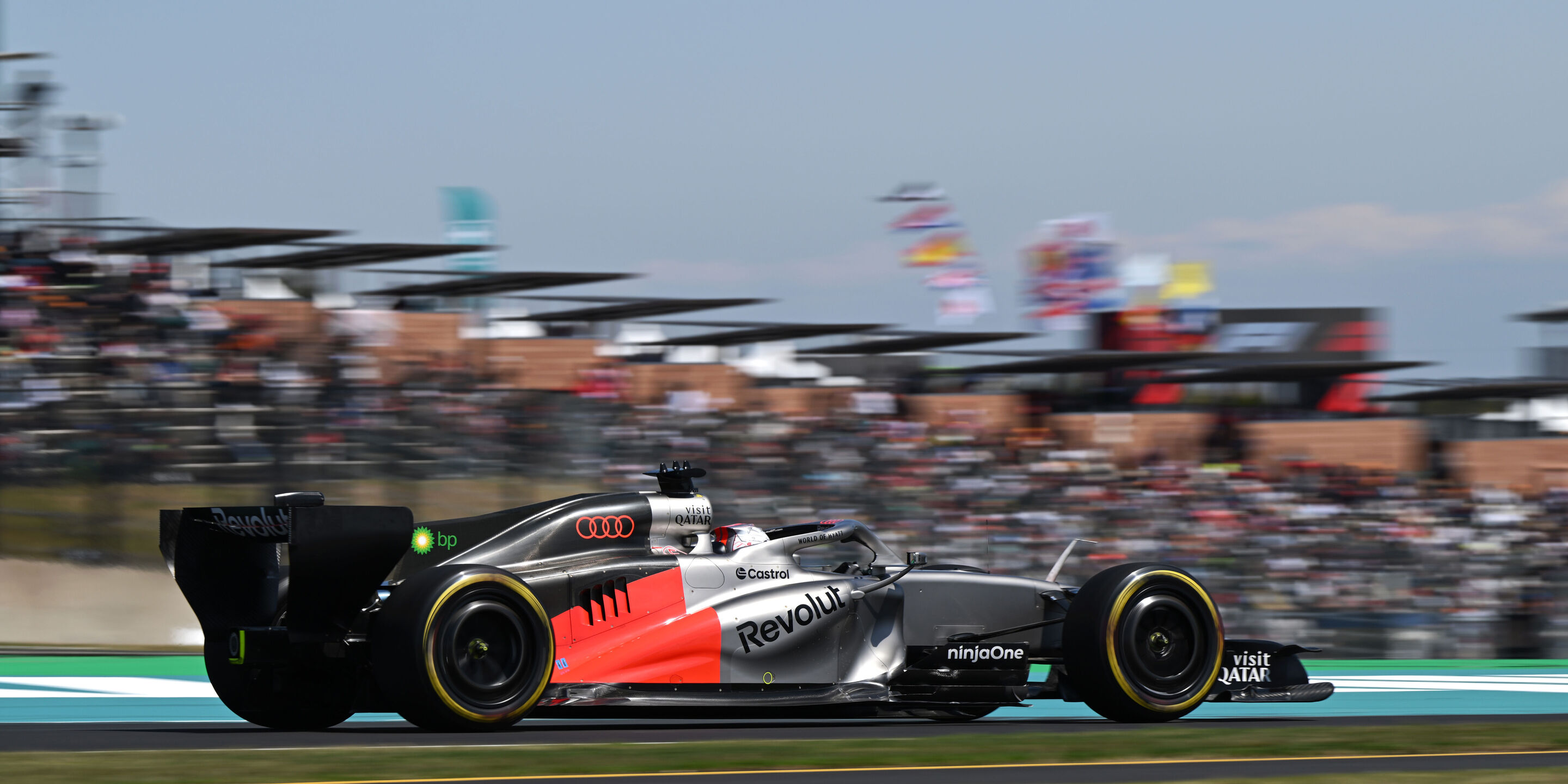 Audi Revolut F1 Team: Japanese Grand Prix - Audi R26 #27, Nico Hulkenberg