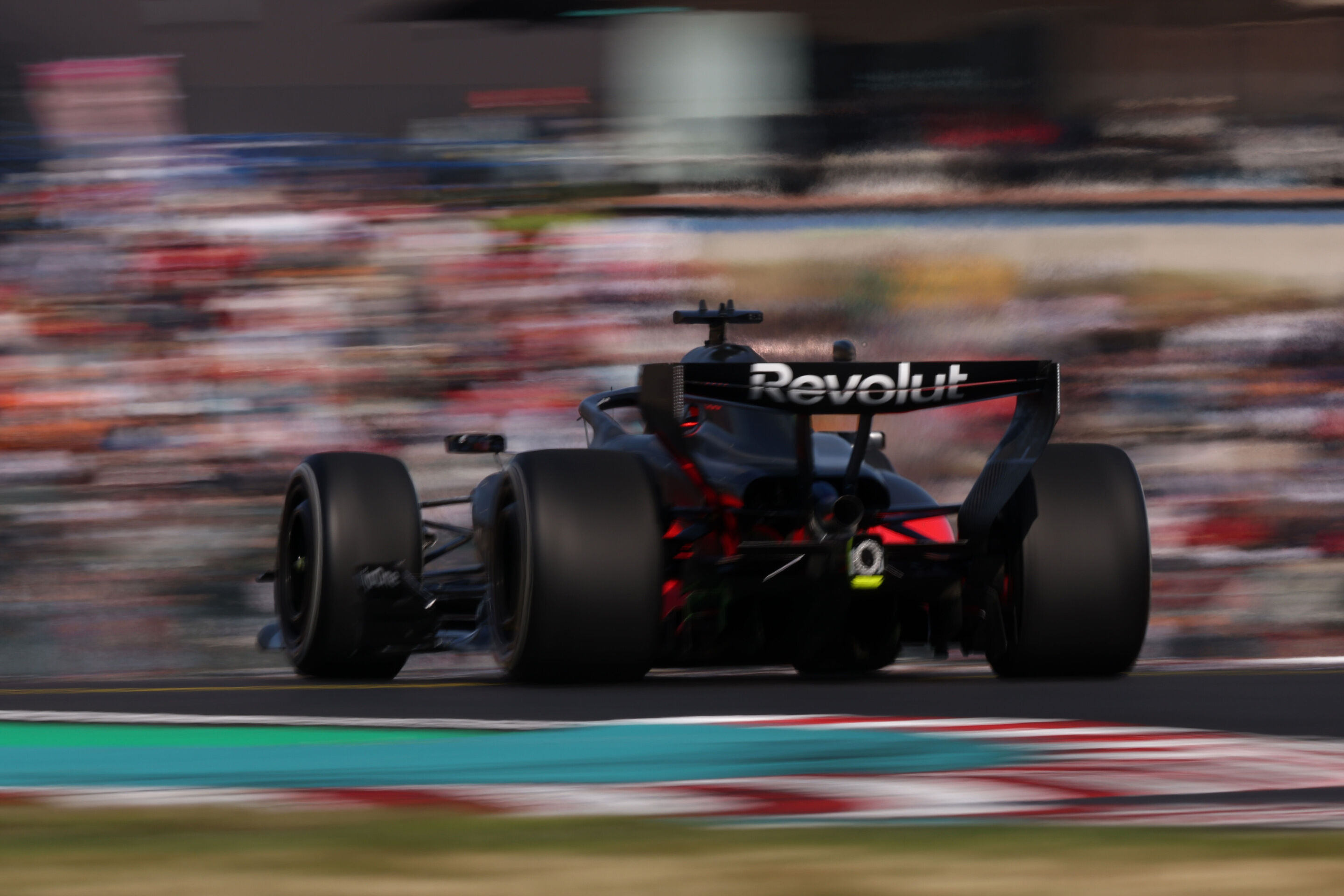 Audi Revolut F1 Team: Japanese Grand Prix - Audi R26 #27, Nico Hulkenberg