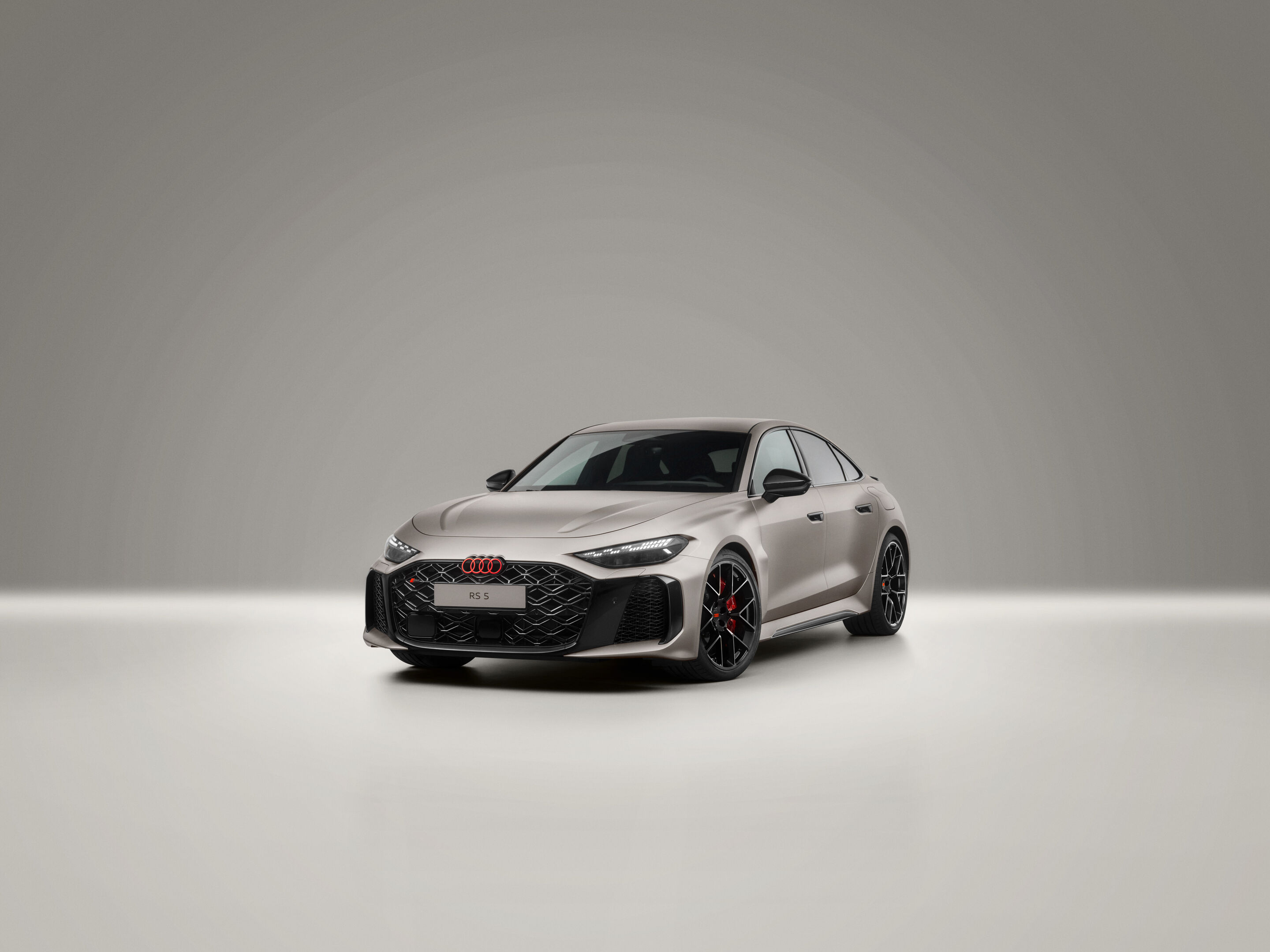 Audi RS 5: Debut as hot-lap car at Formula 1 - The Audi RS 5 makes its debut at the Formula 1 Miami Grand Prix as a car for the F1® Pirelli Hot Laps