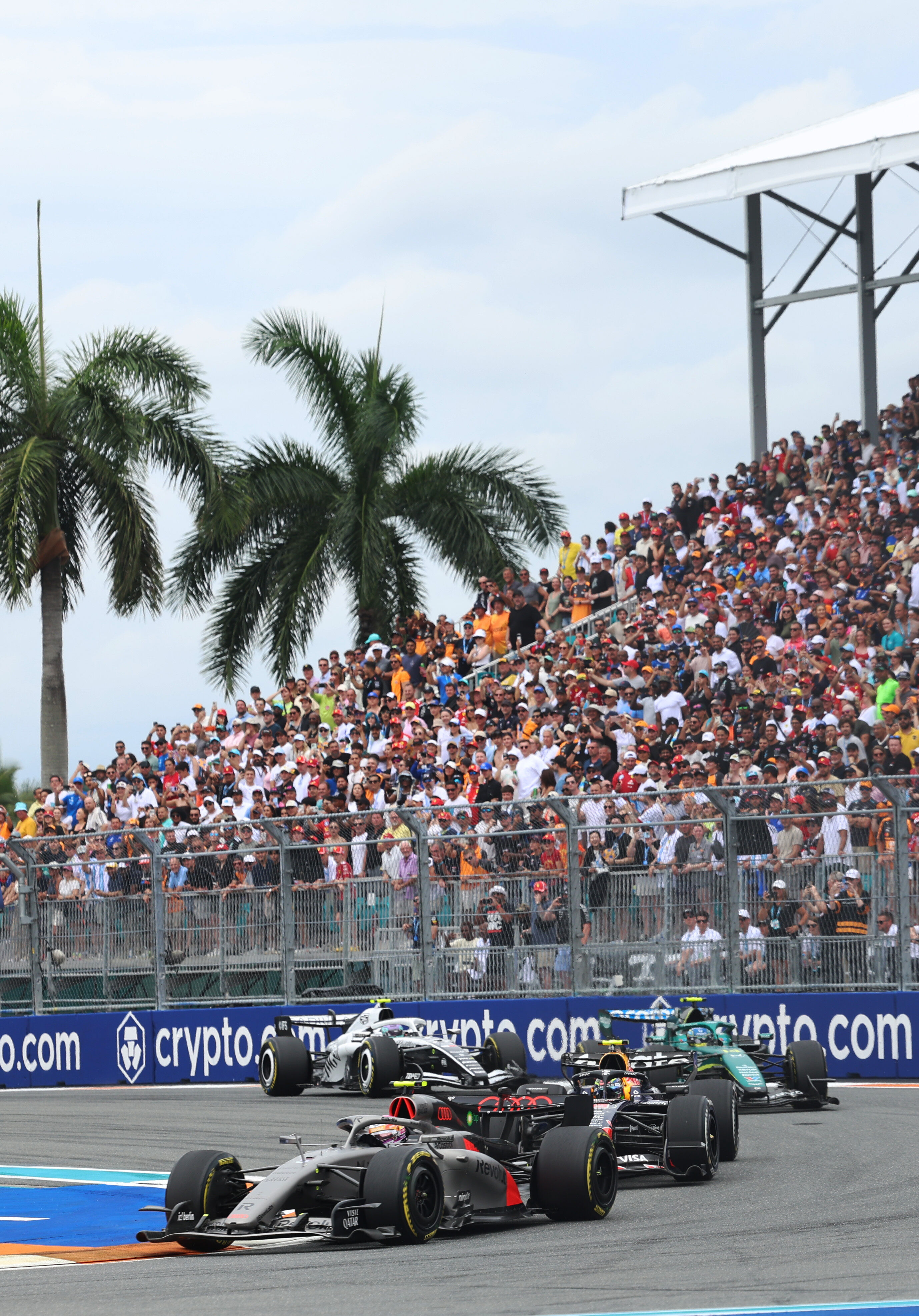 Audi Revolut F1 Team: Grand Prix von Miami - Audi R26 #5, Gabriel Bortoleto