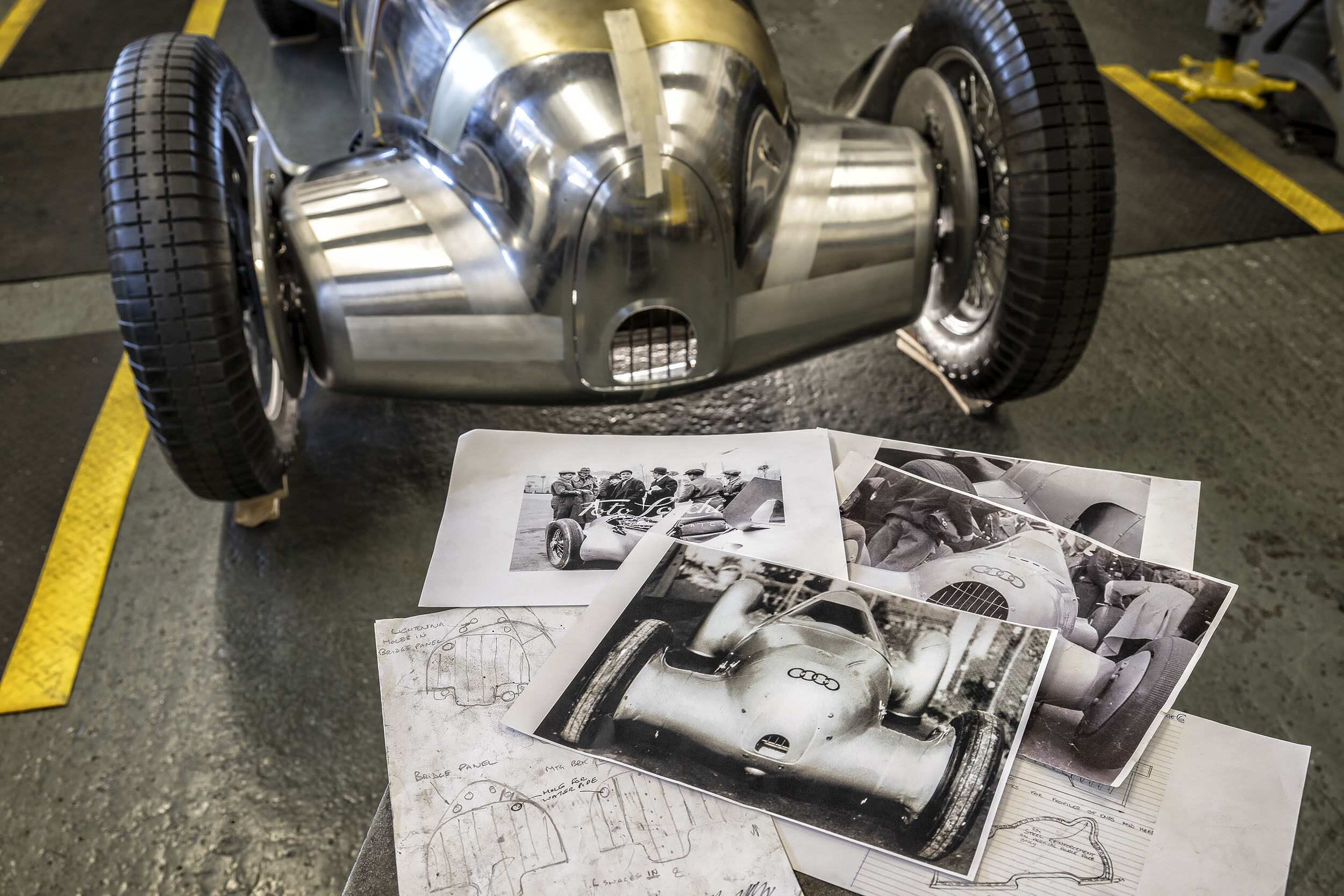 Auto Union Lucca - Audi hat den Auto Union Lucca anhand von historischen Fotos und zahlreichen weiteren Archivdokumenten von Crosthwaite & Gardiner aufbauen lassen. Die englischen Restaurationsspezialisten haben das Projekt nach gut dreijähriger Bauzeit...