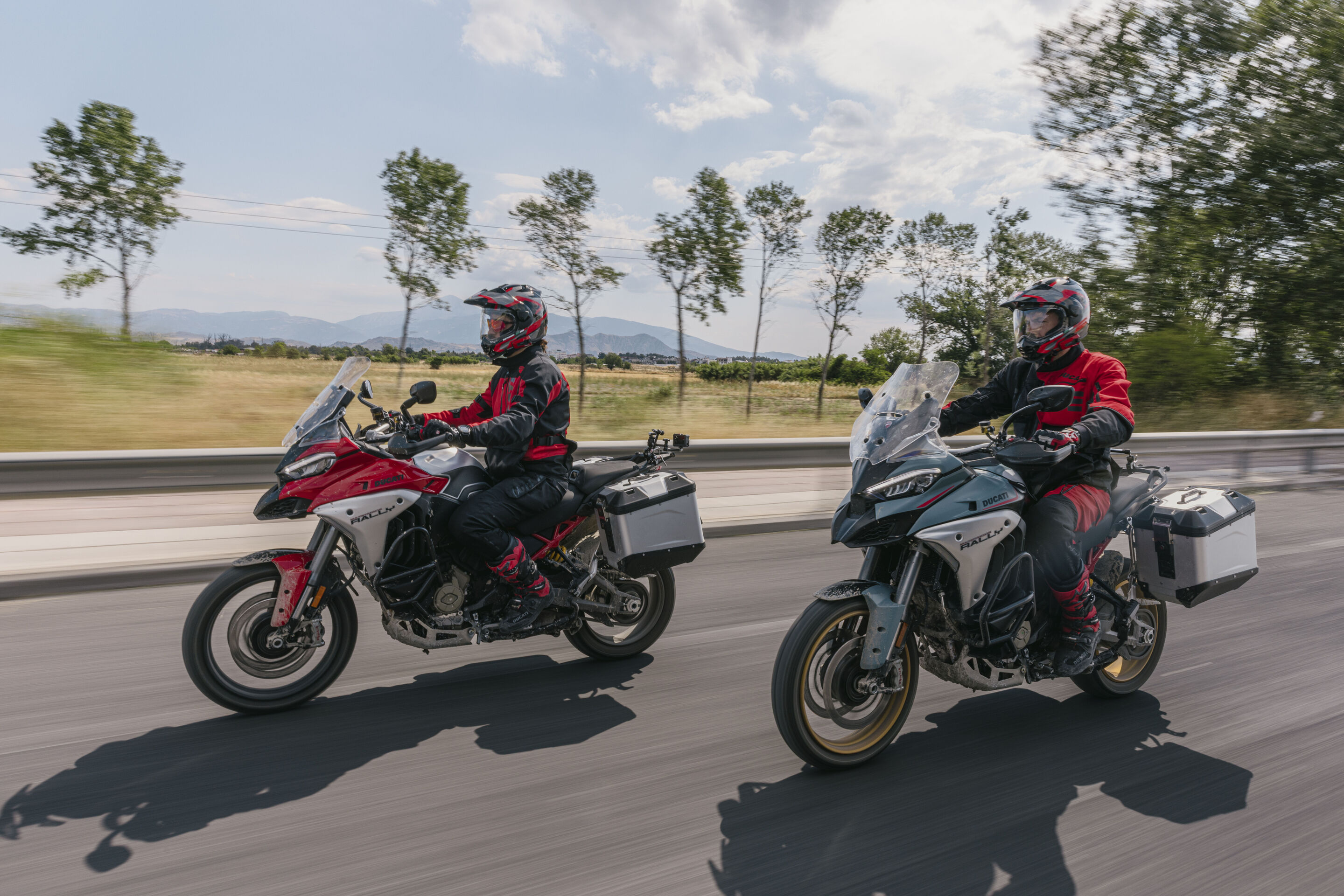 Ducati Motor Holding S.p.A. - Die neue Ducati Multistrada V4 Rally steht für lange Reisen, Komfort, Vielseitigkeit und Performance.