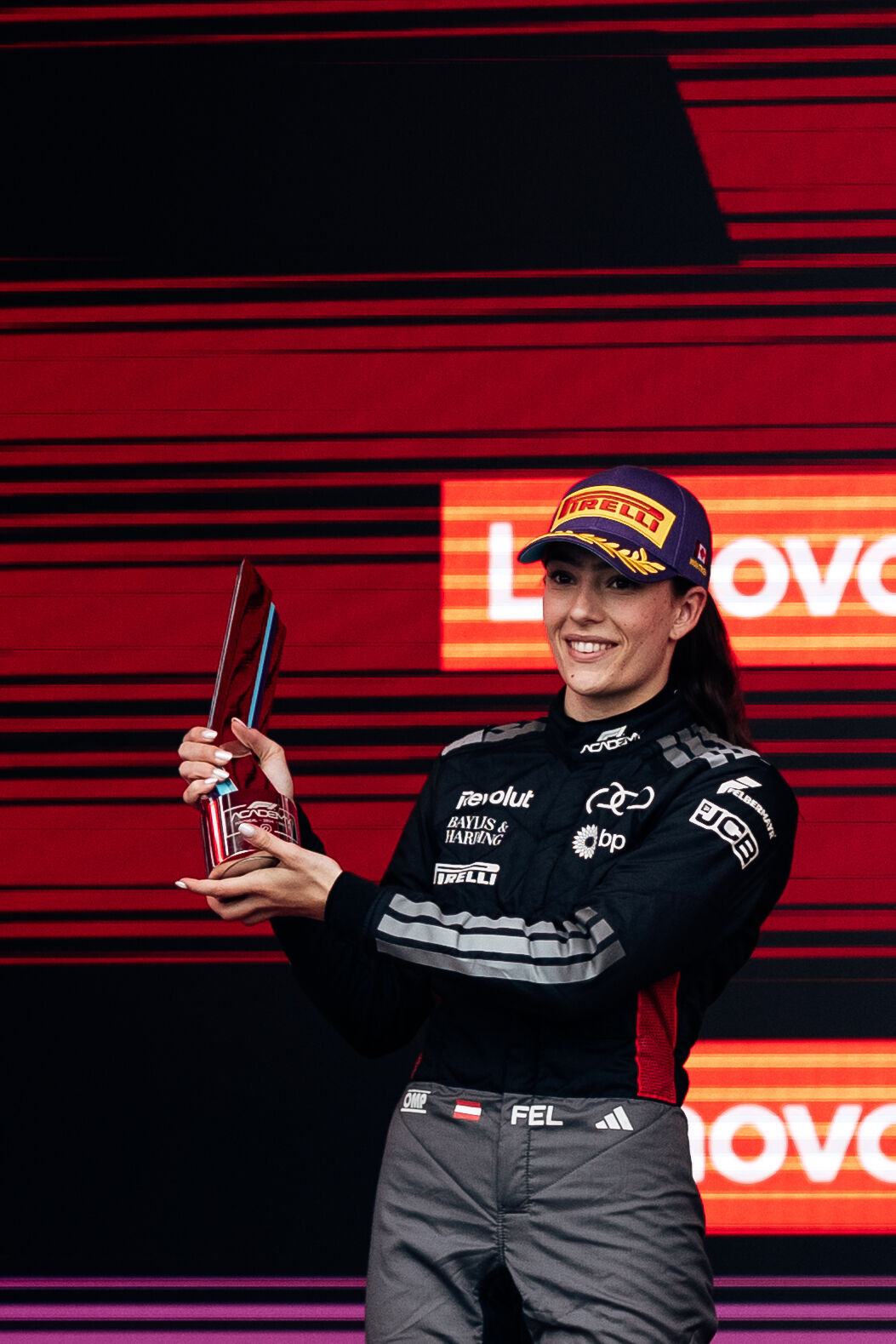 Audi Revolut F1 Team: Grand Prix von Kanada - Emma Felbermayr, Audi Driver Development Programme, auf dem Podium in Montreal