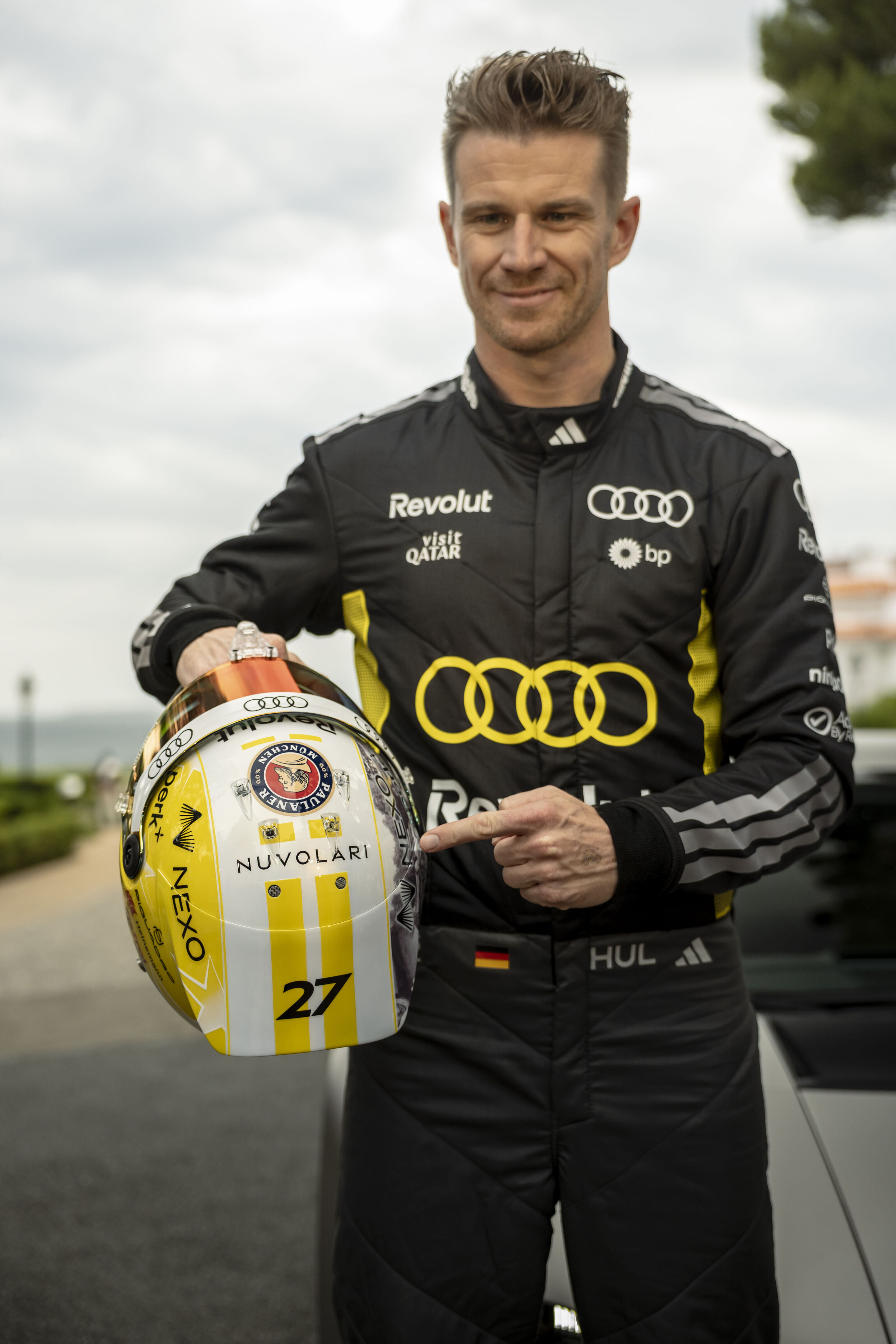 Audi präsentiert ersten Supersportwagen mit High Performance-Hybridantrieb - Mit dem Audi Nuvolari präsentiert die Marke ihren ersten Supersportwagen mit High-Performance-Hybridantrieb. Nico Hülkenberg, Fahrer des Audi Revolut F1 Teams, bei der Präsentation...