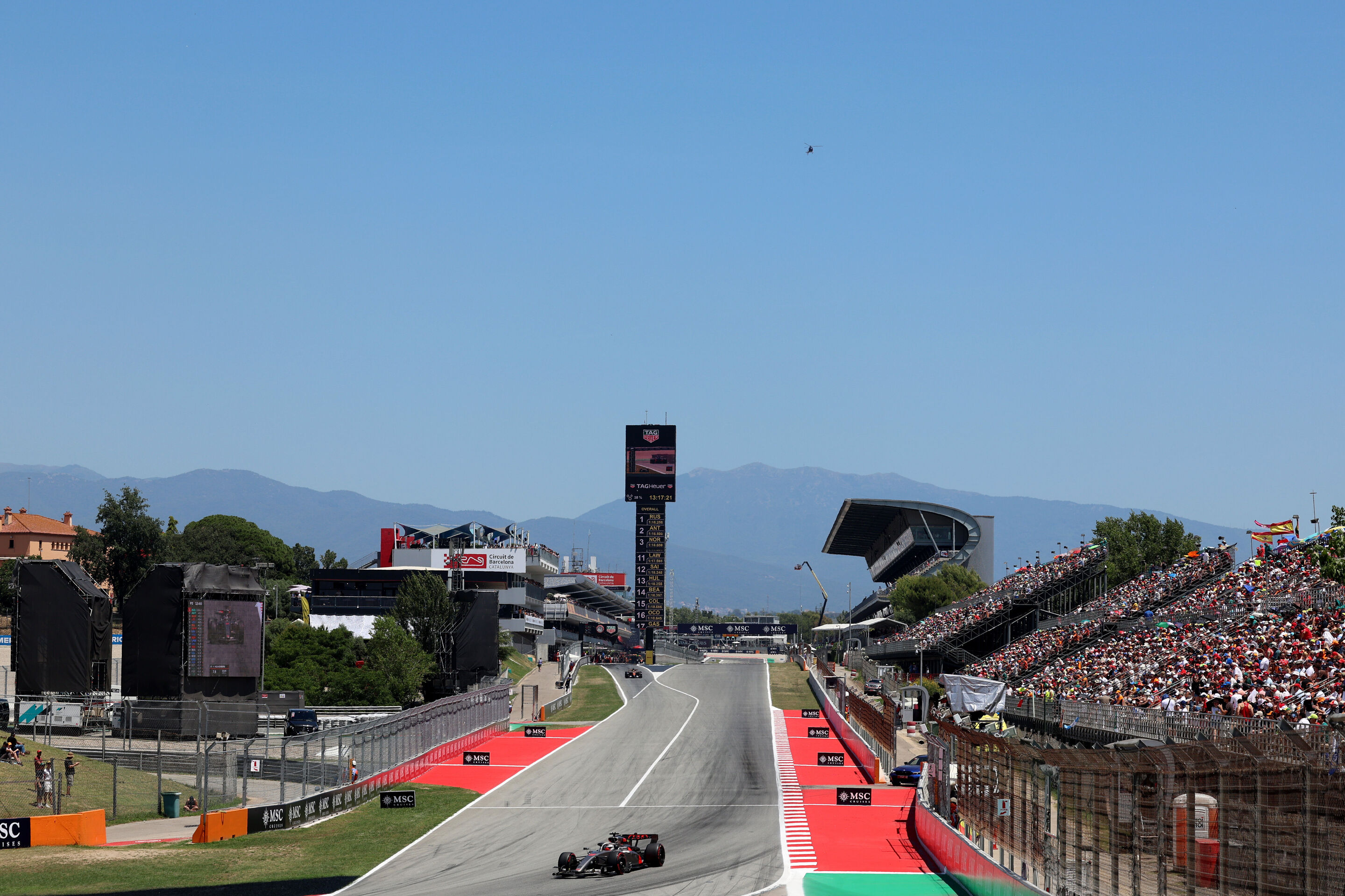 Audi Revolut F1 Team: Barcelona Grand Prix - Audi R26 #27, Nico Hulkenberg