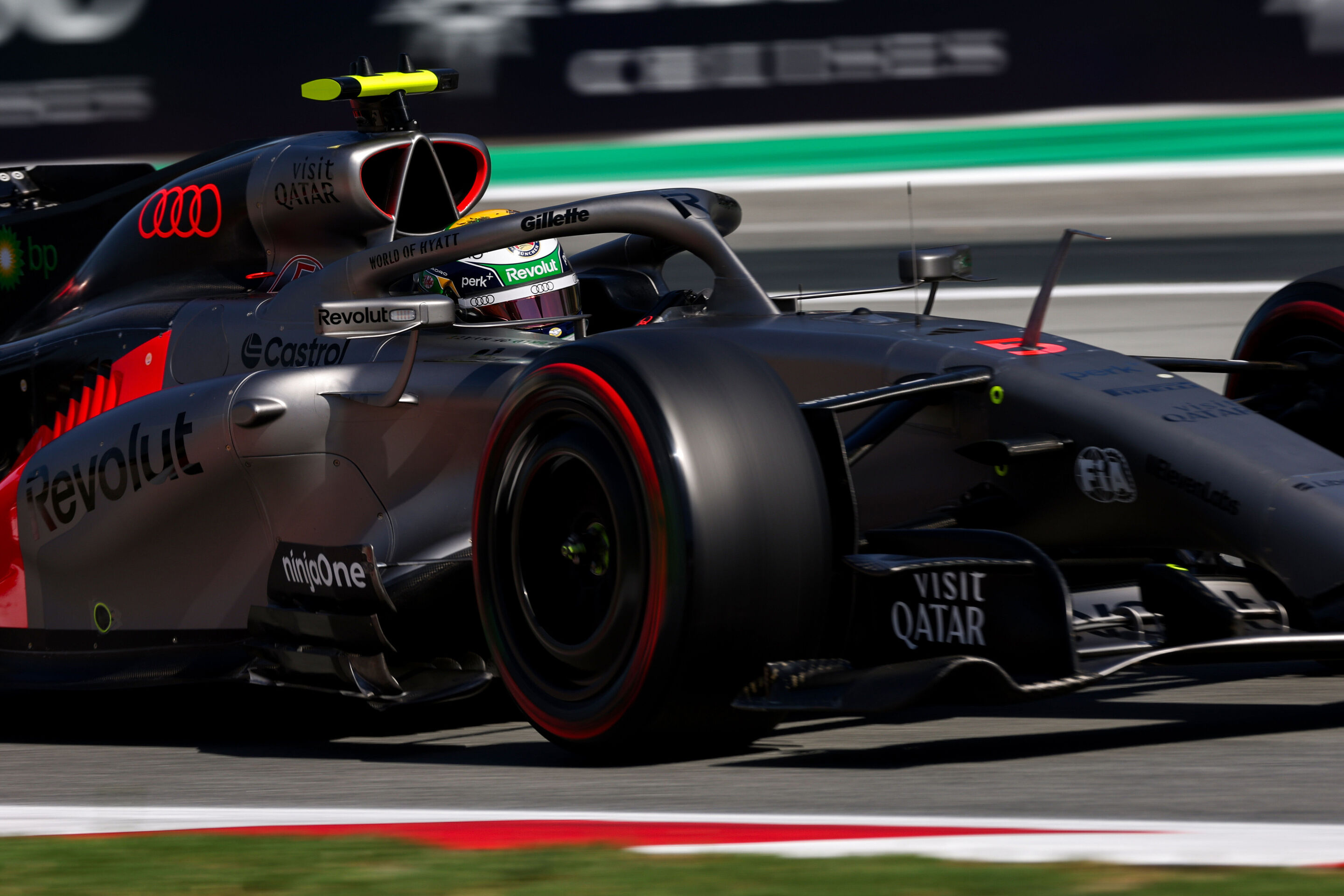 Audi Revolut F1 Team: Grand Prix von Barcelona - Audi R26 #5, Gabriel Bortoleto