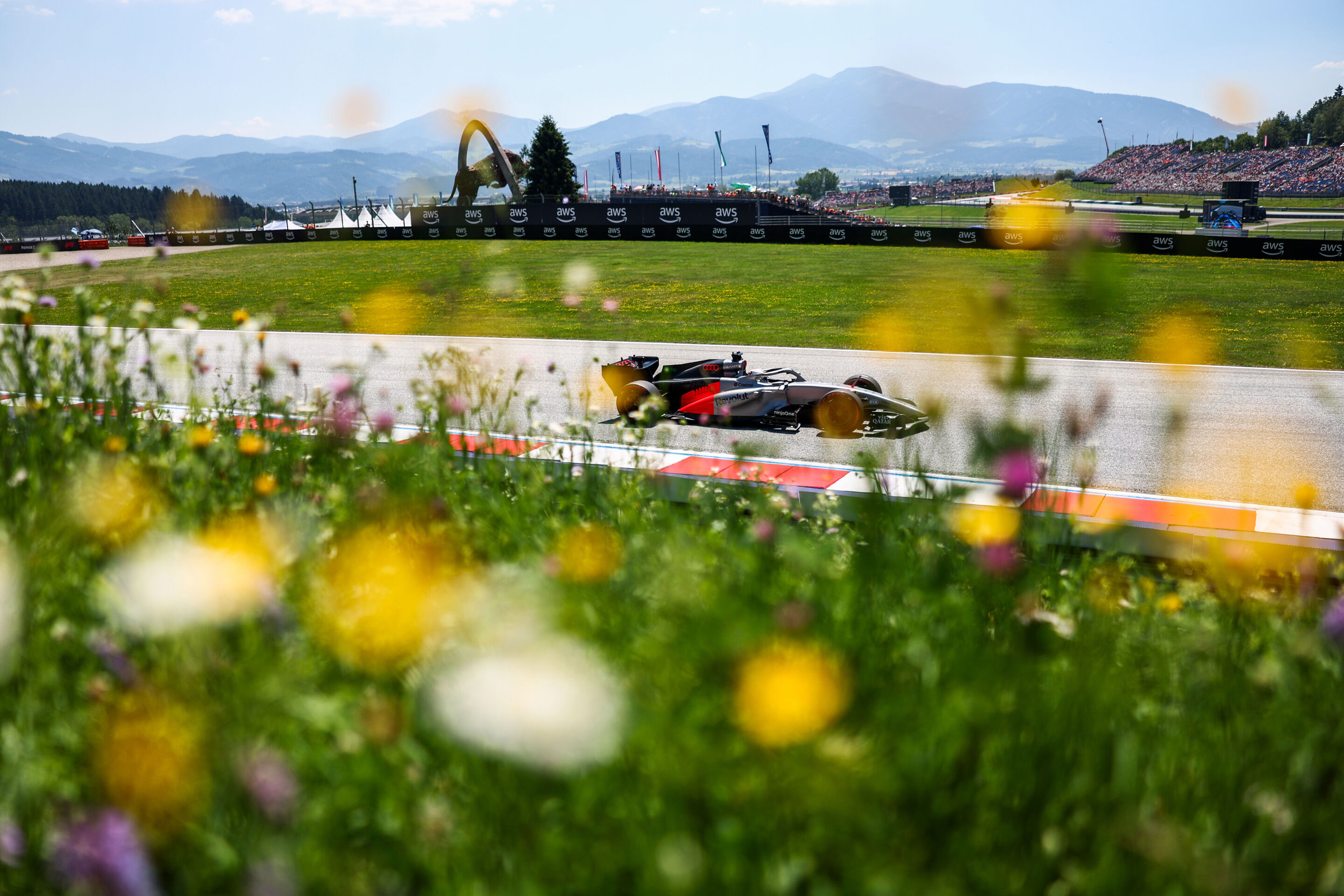 Audi Revolut F1 Team: Austrian Grand Prix - Audi R26 #27, Nico Hulkenberg