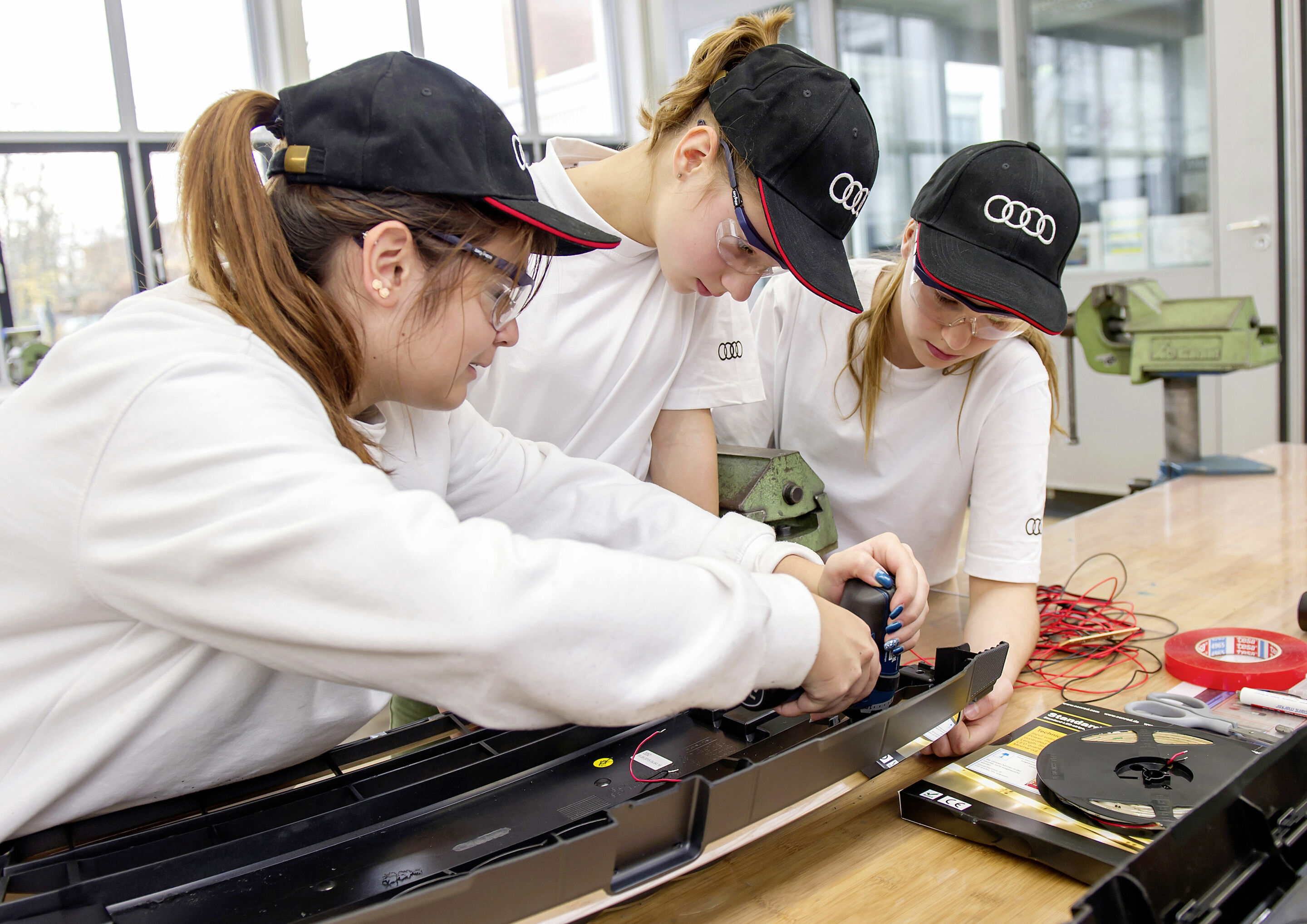 Ferienaktion bei Audi: „Mädchen für Technik Camp“ in Ingolstadt