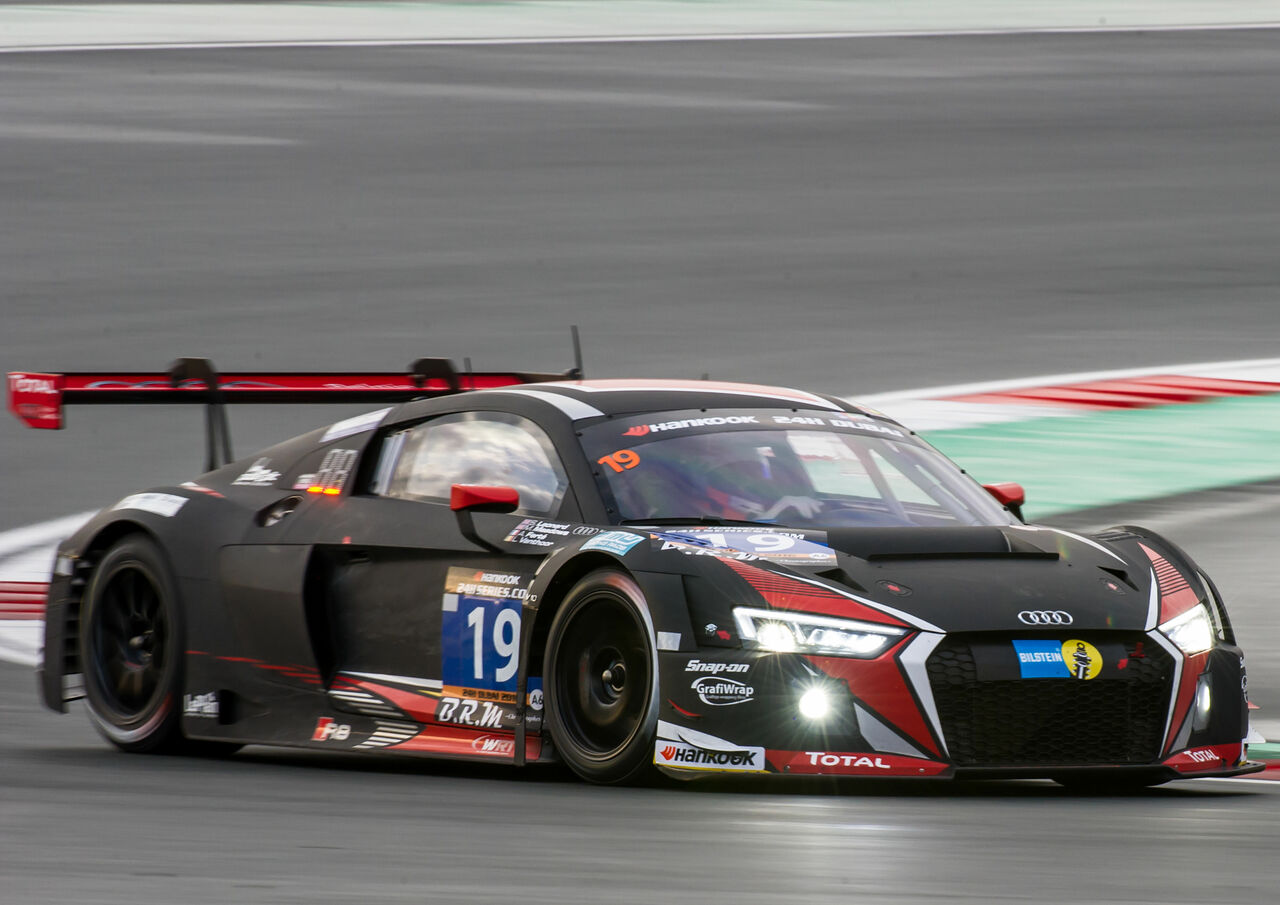 Victory for the Audi R8 LMS in Dubai | Audi MediaCenter