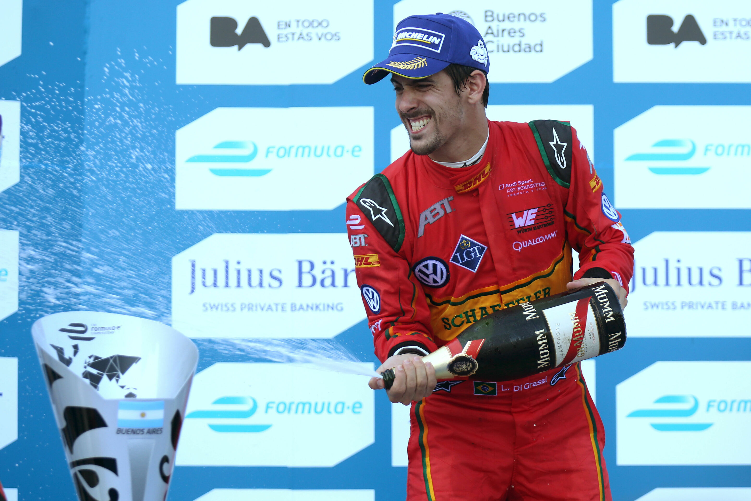 Lucas di Grassi on the podium at Argentina